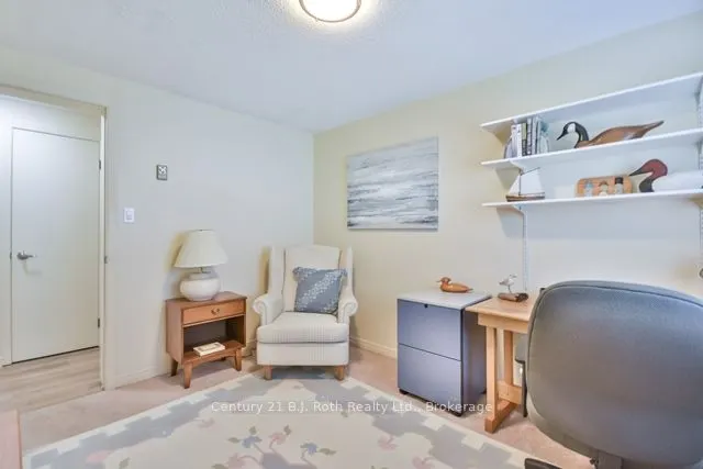22 TAMARACK Drive