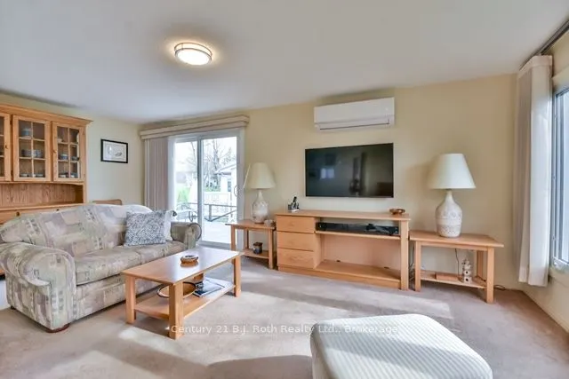 22 TAMARACK Drive