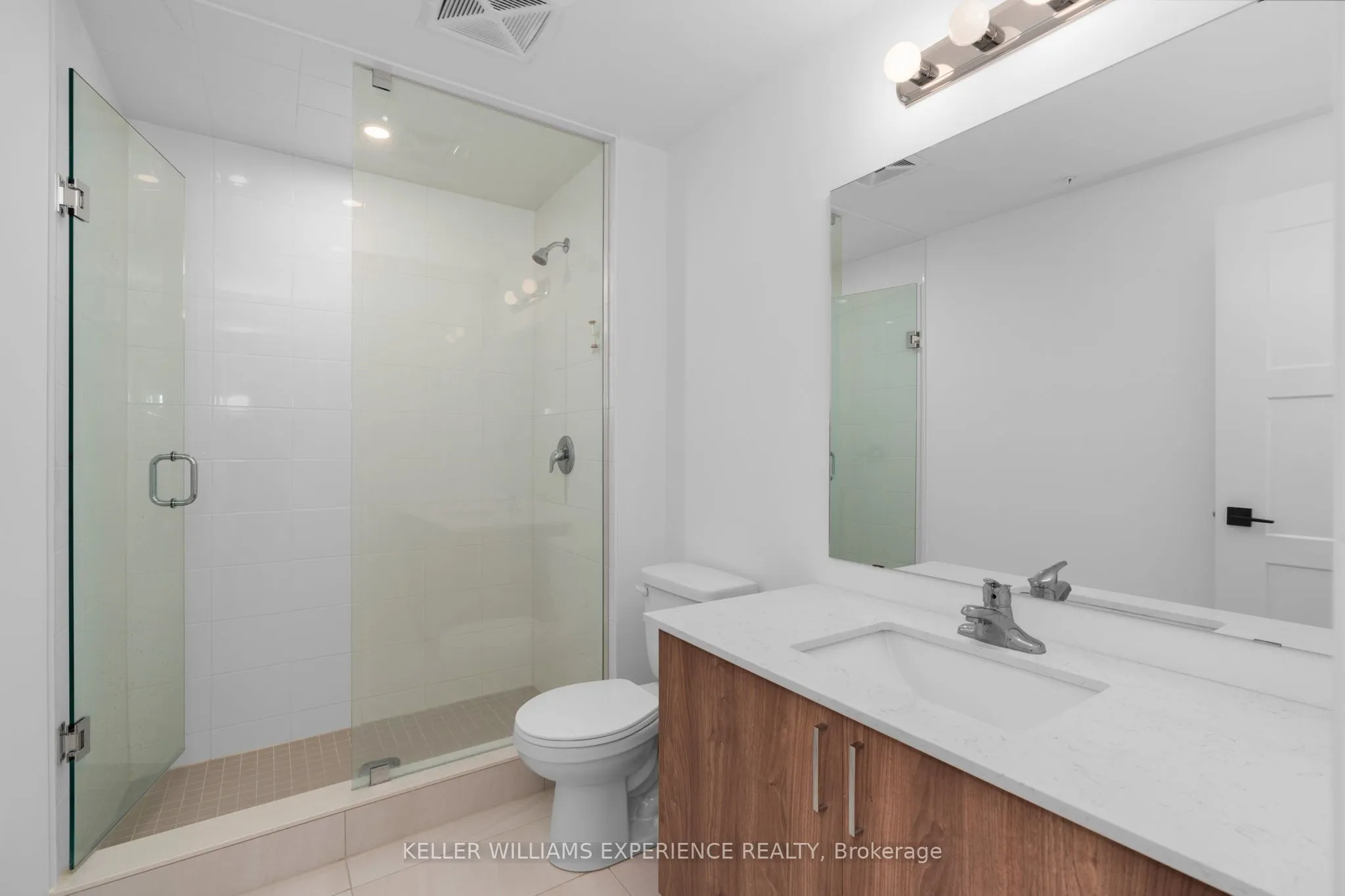 15 Kneeshaw Drive, #607