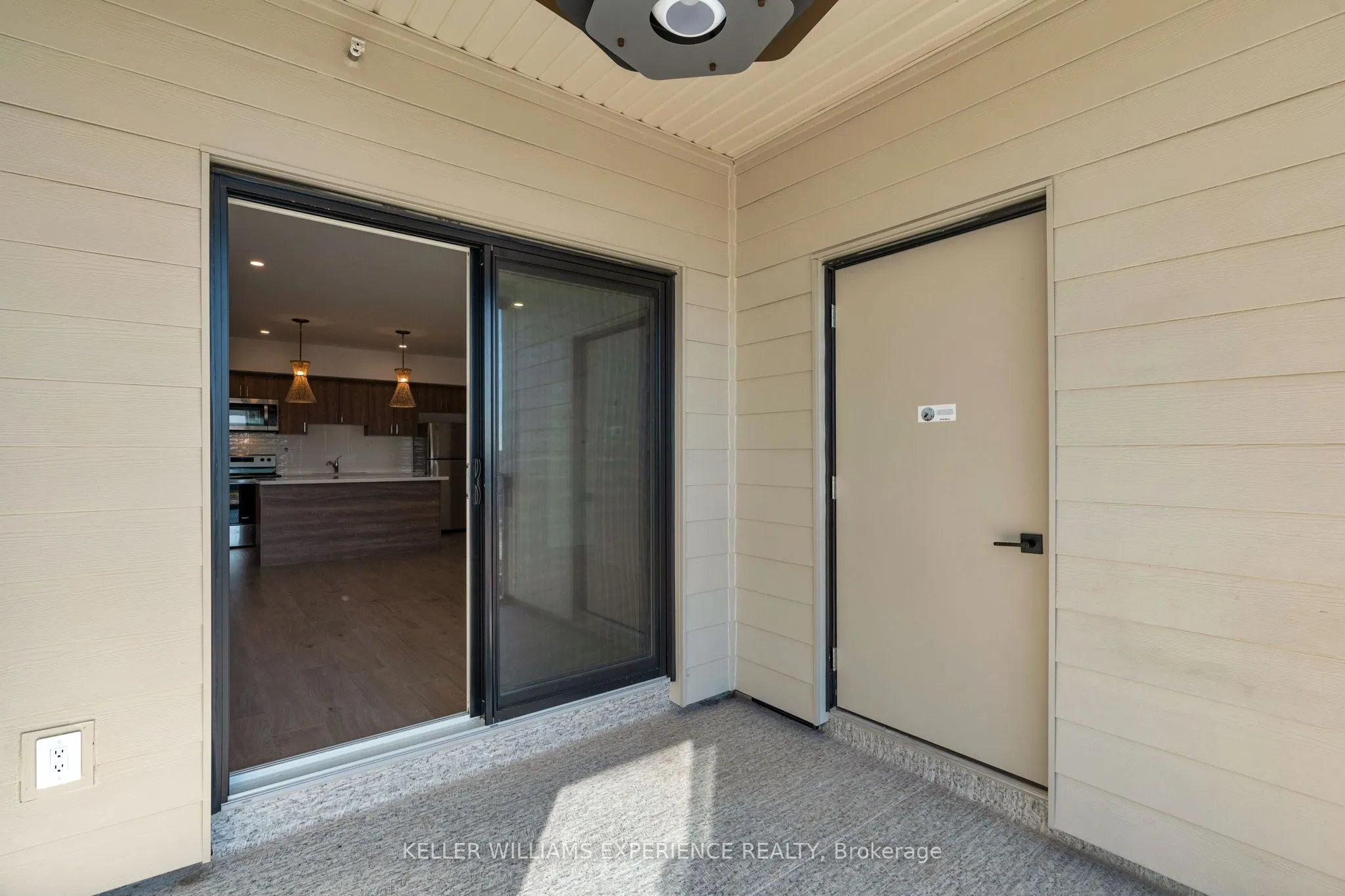 15 Kneeshaw Drive, #607