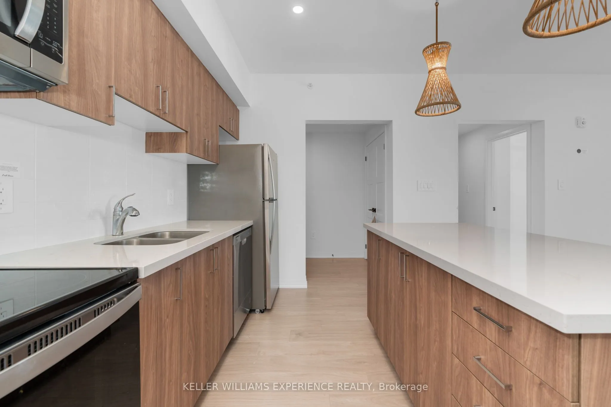 15 Kneeshaw Drive, #607