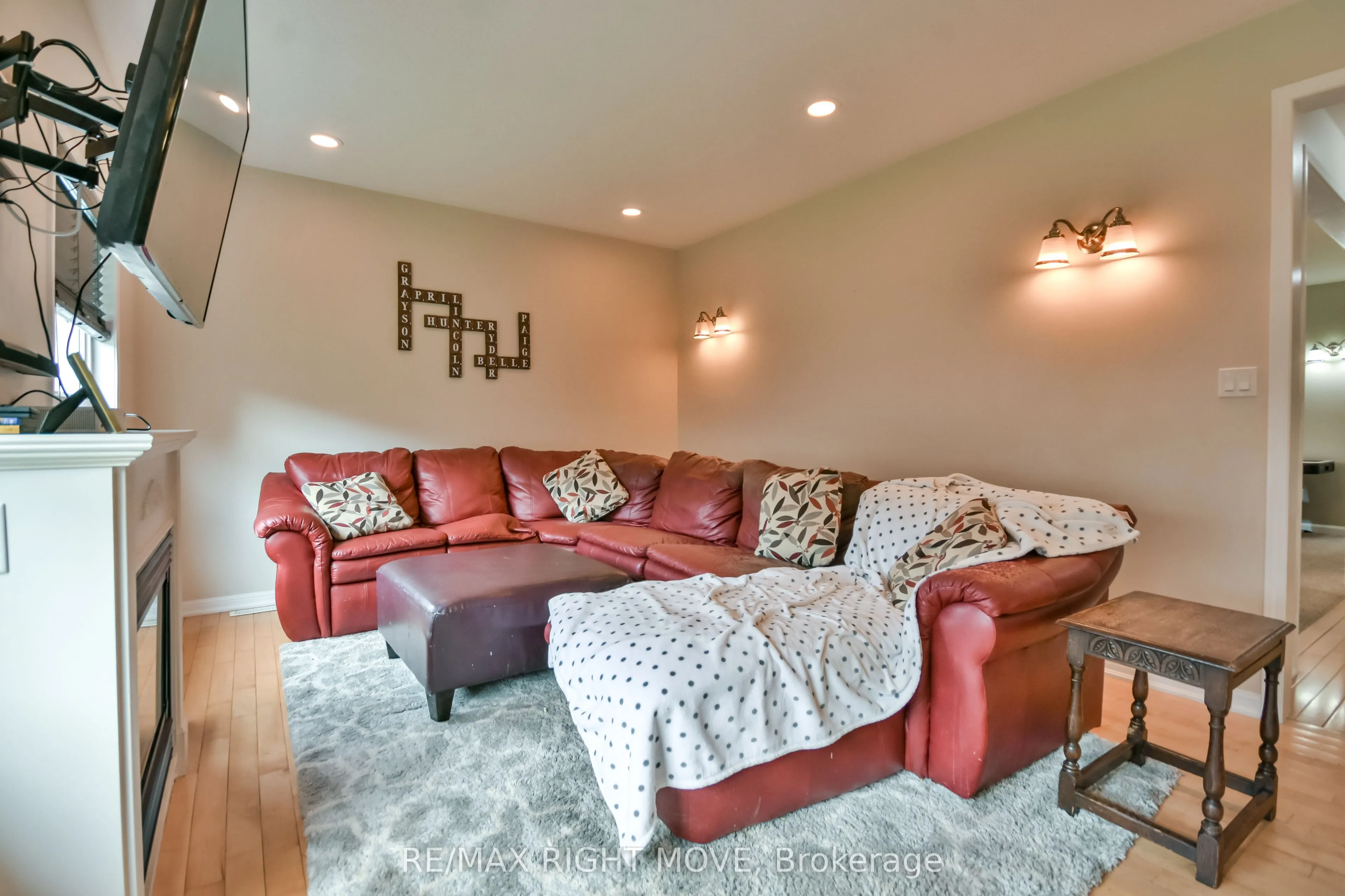 132 The Queensway