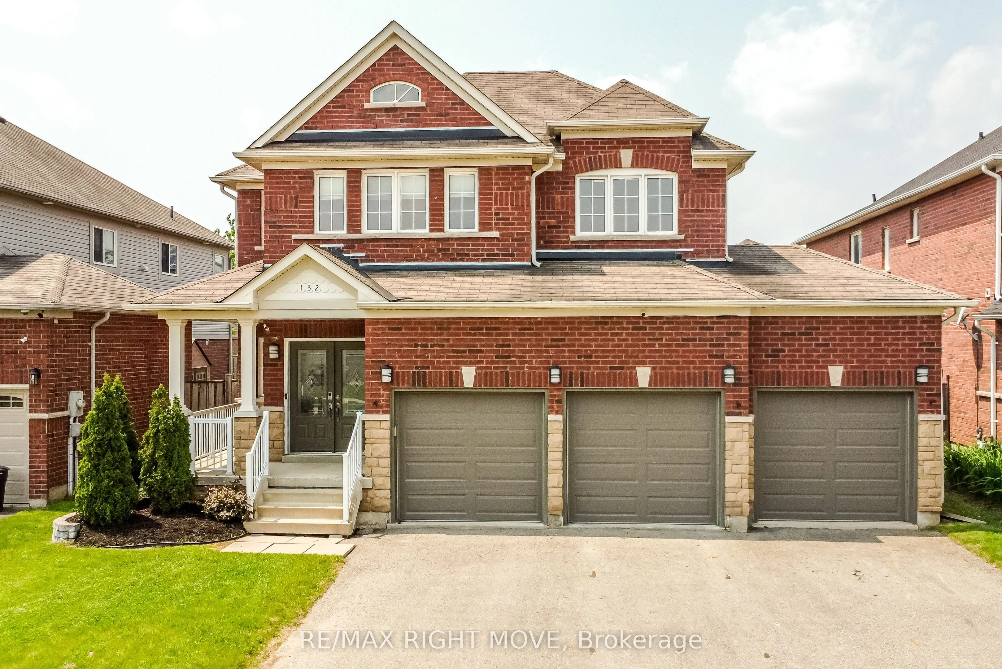 132 The Queensway