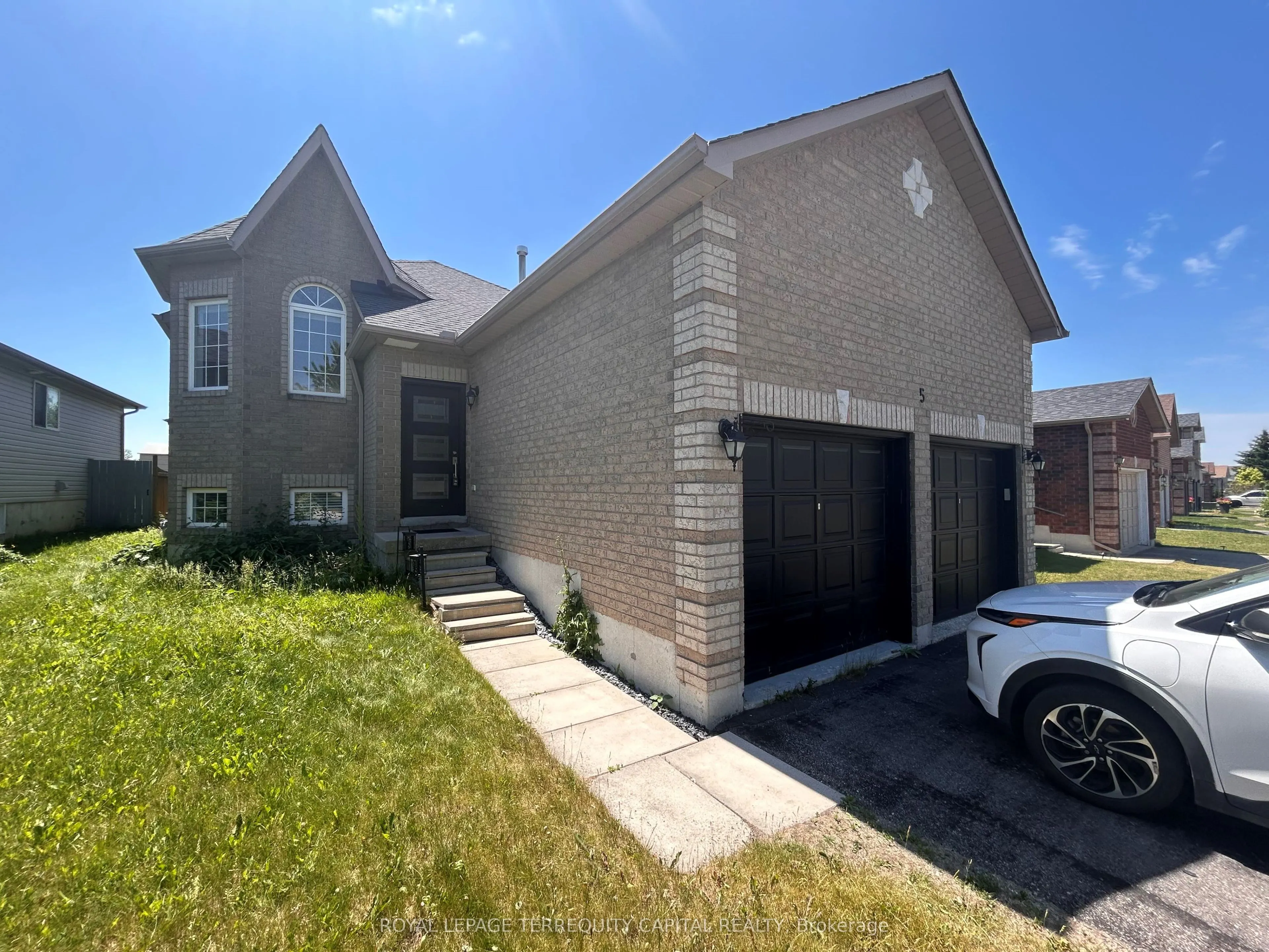 5 Catherine Drive, #Lower