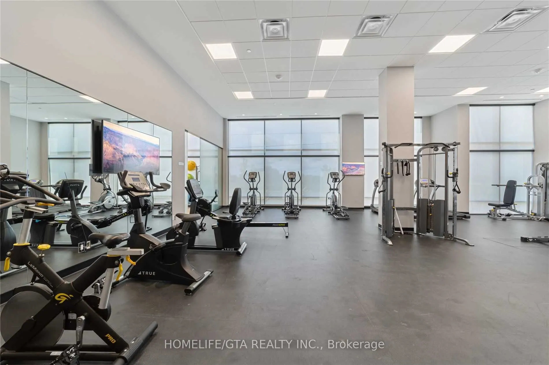 681 Yonge Street, #229