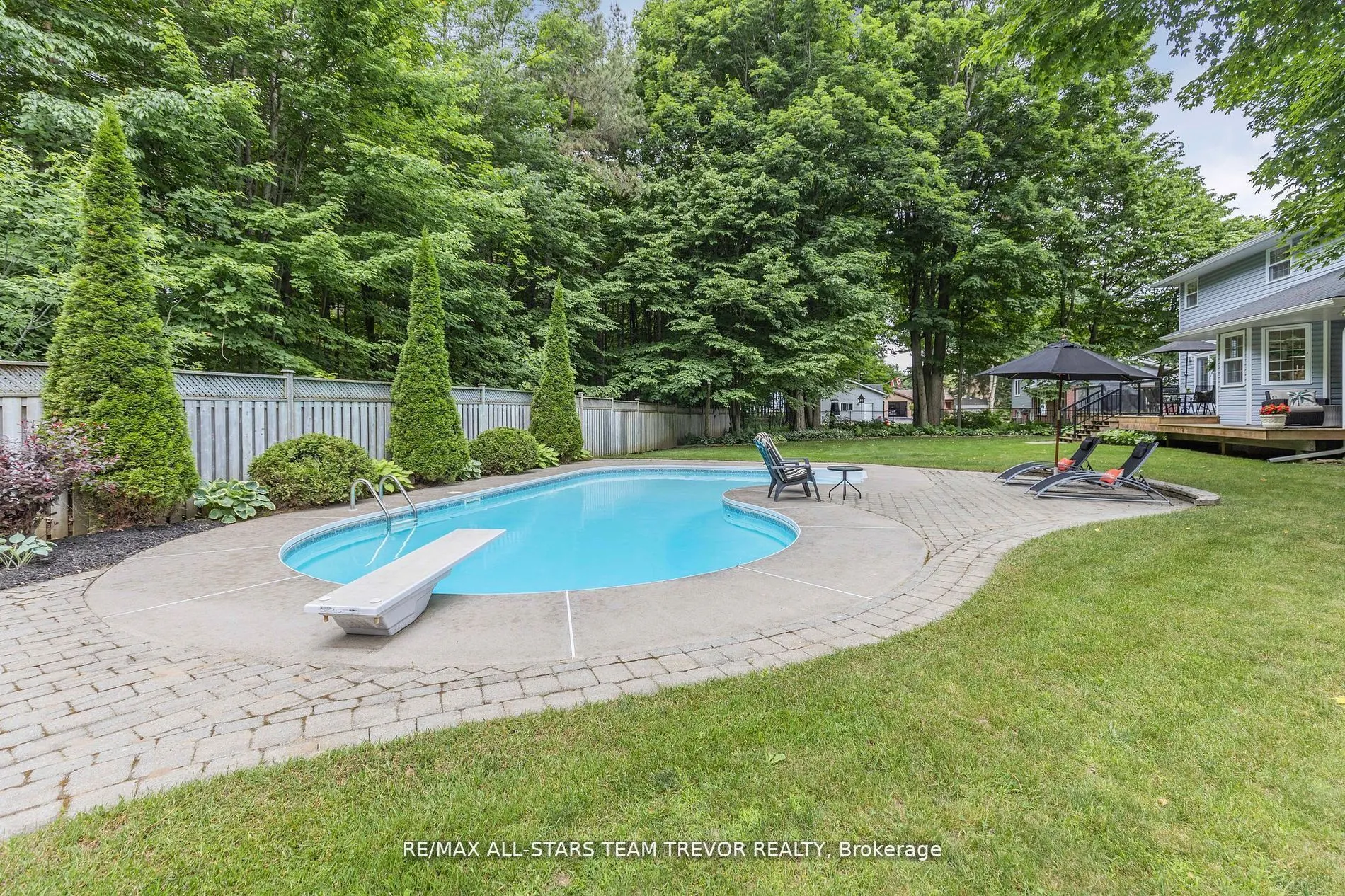 5 Bailey Crescent