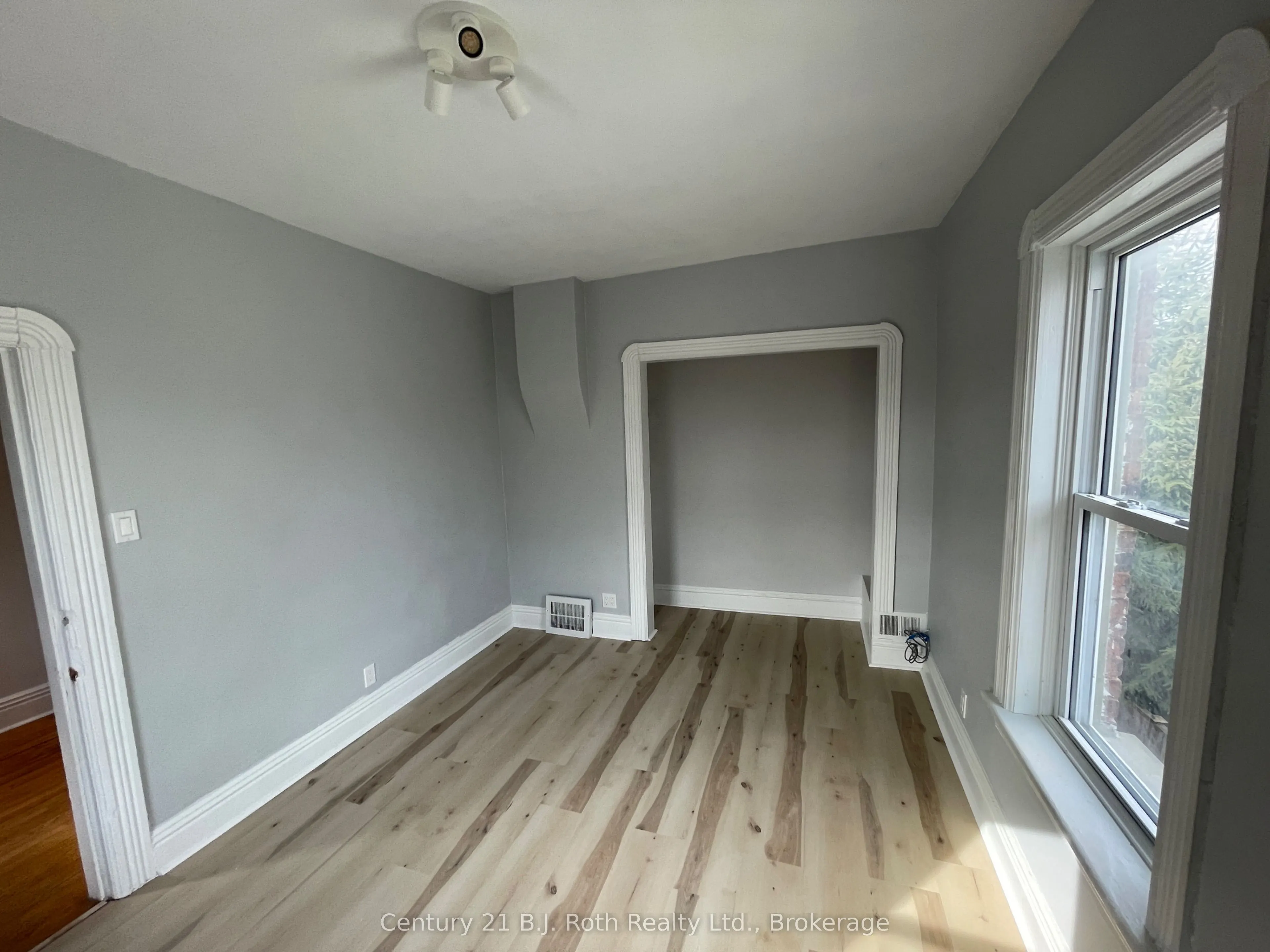 442 Midland Avenue
