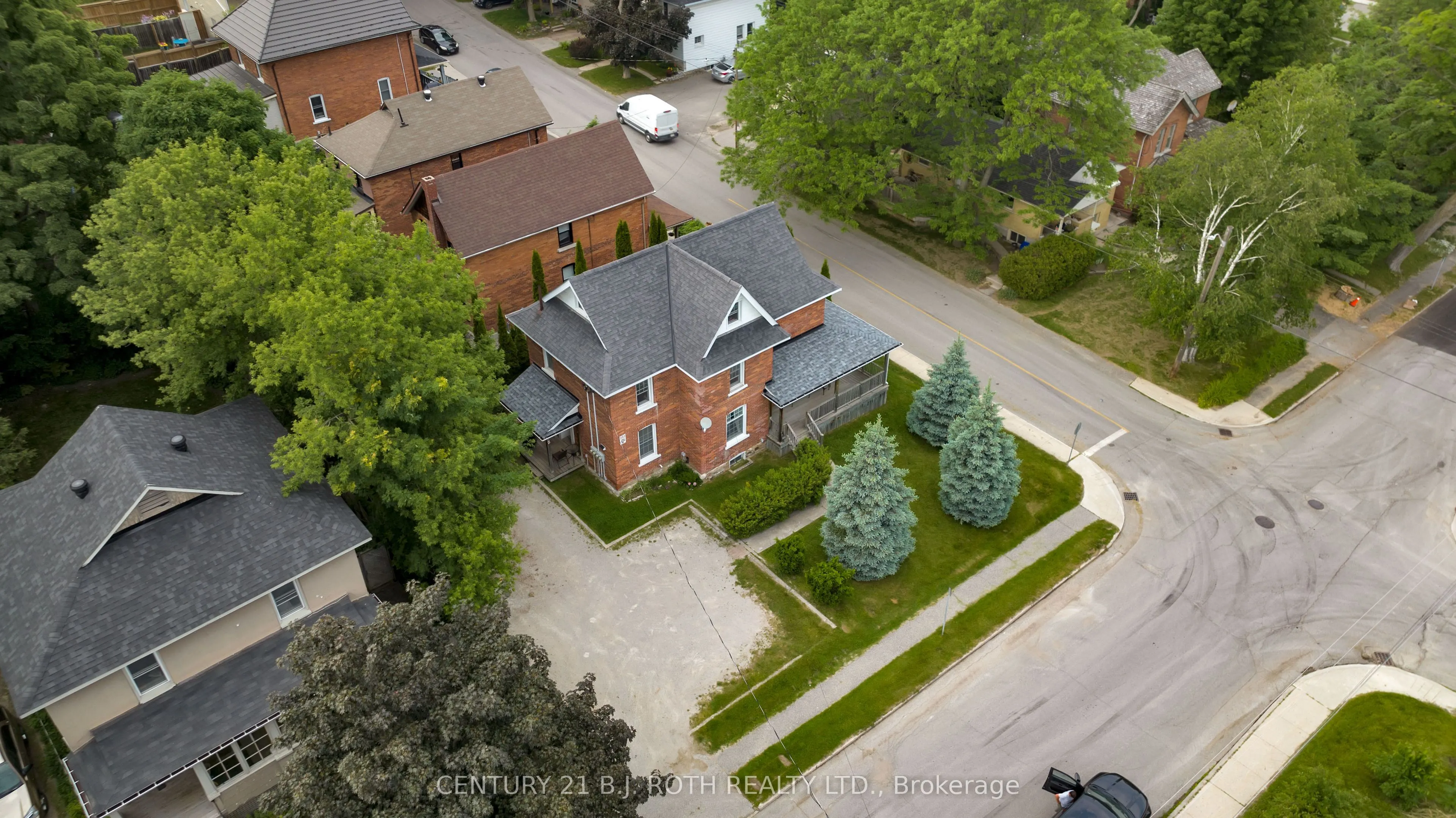 165 Parkview Avenue