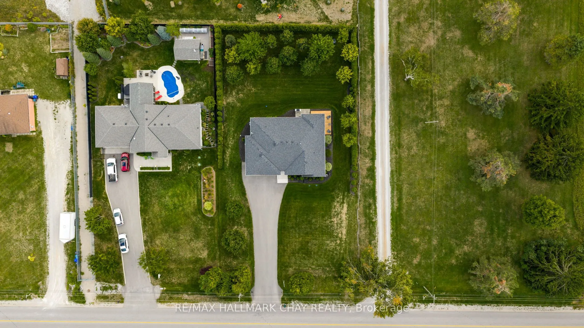 1415 15 16 Side Road E
