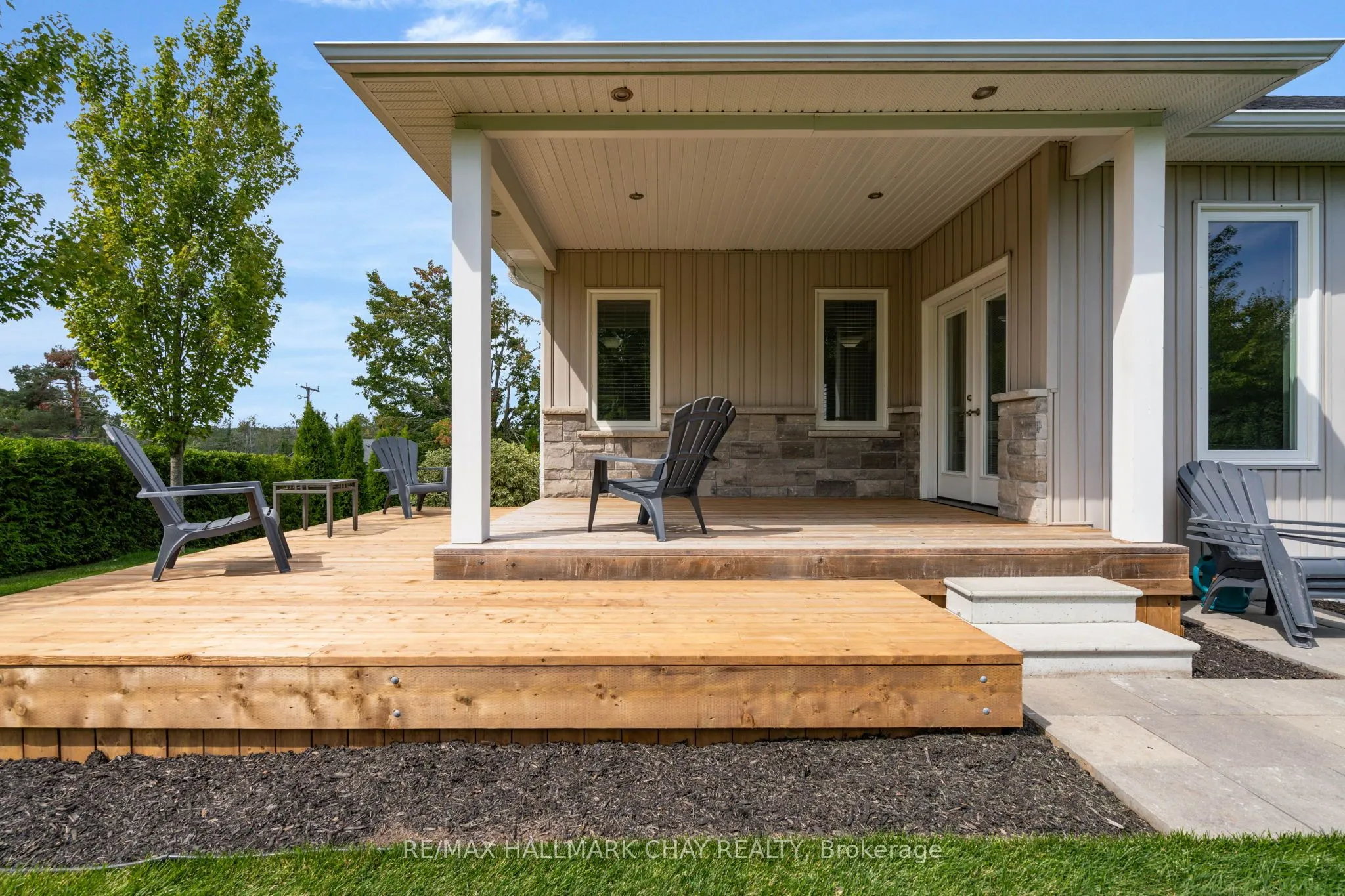 1415 15 16 Side Road E