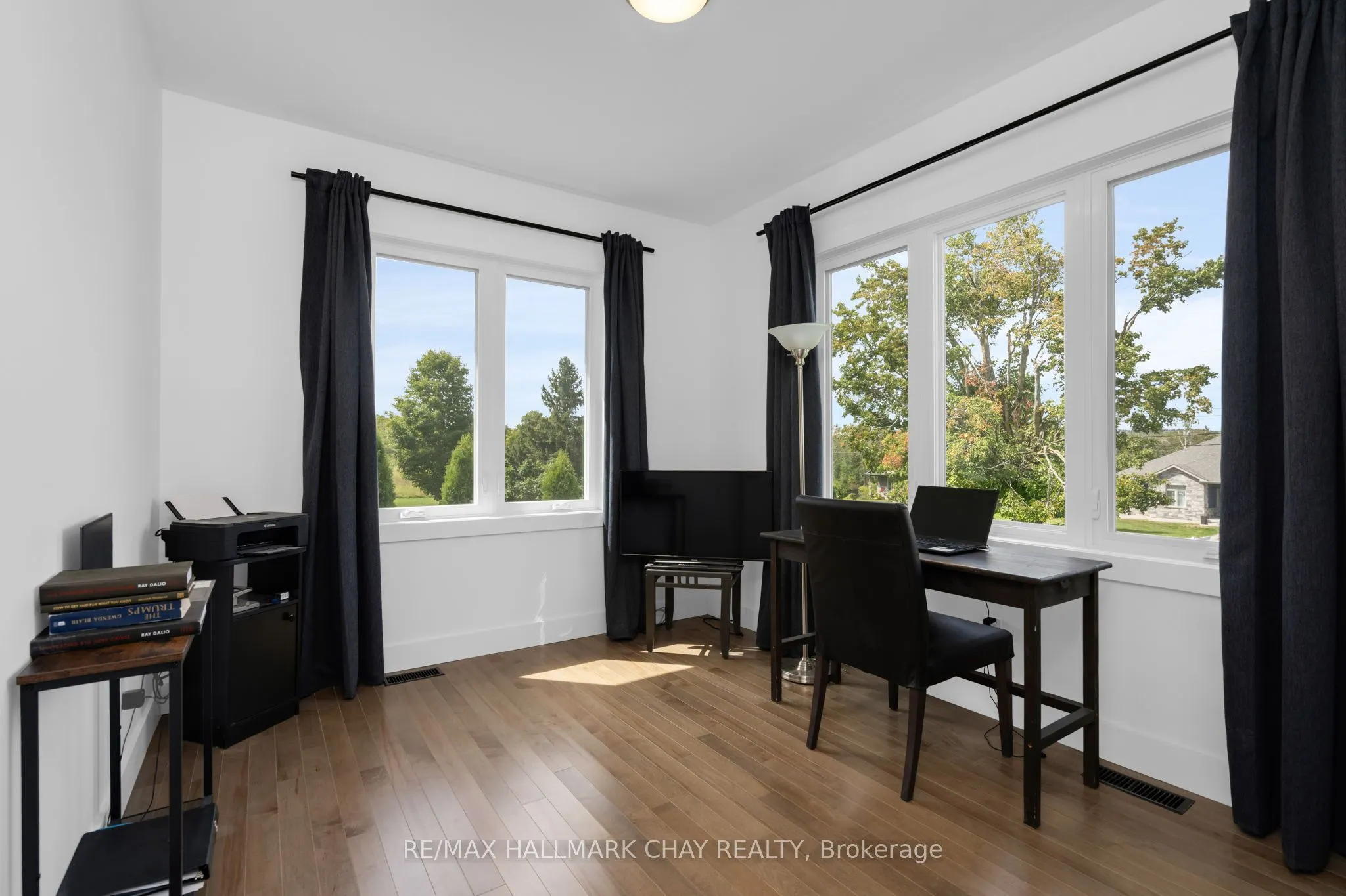 1415 15 16 Side Road E