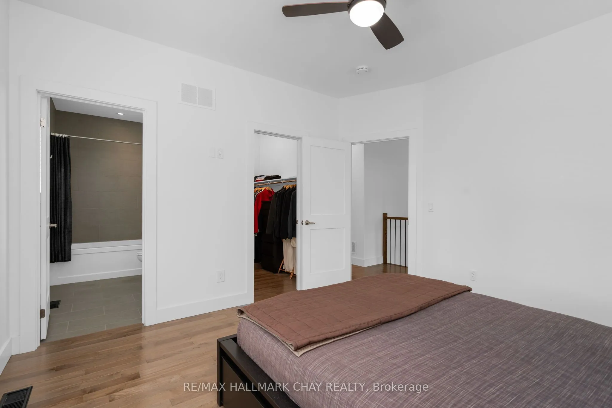 1415 15 16 Side Road E