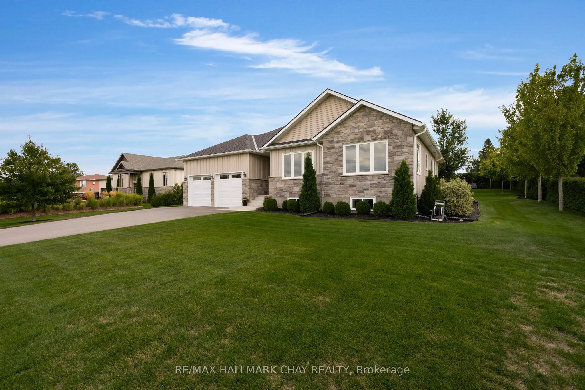1415 15 16 Side Road E