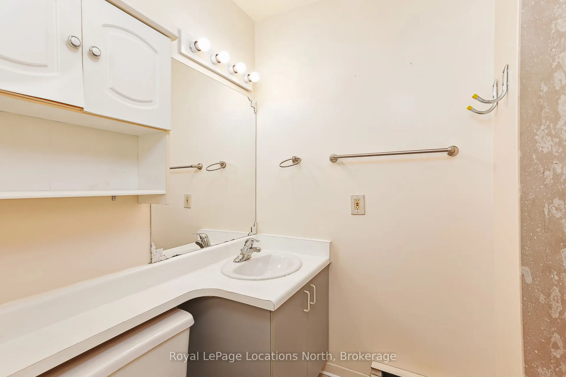 27 Trafalgar Road, #27