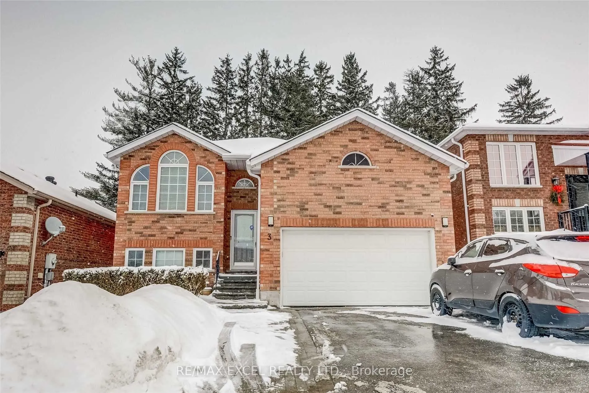 3 Sedgewood Way, #Main
