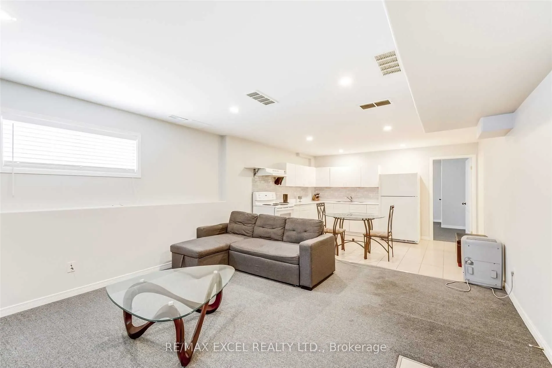 3 Sedgewood Way, #Main