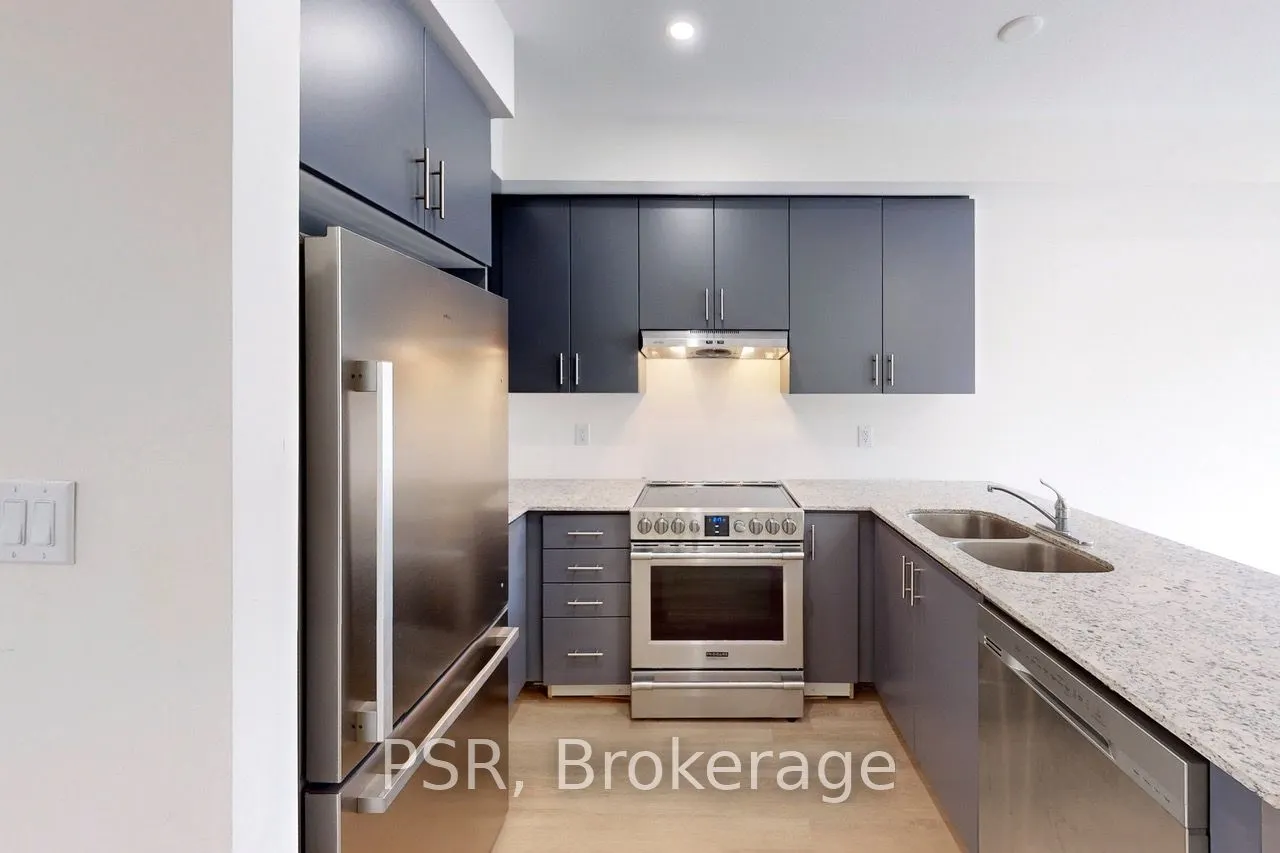 8 Winters Crescent, #8