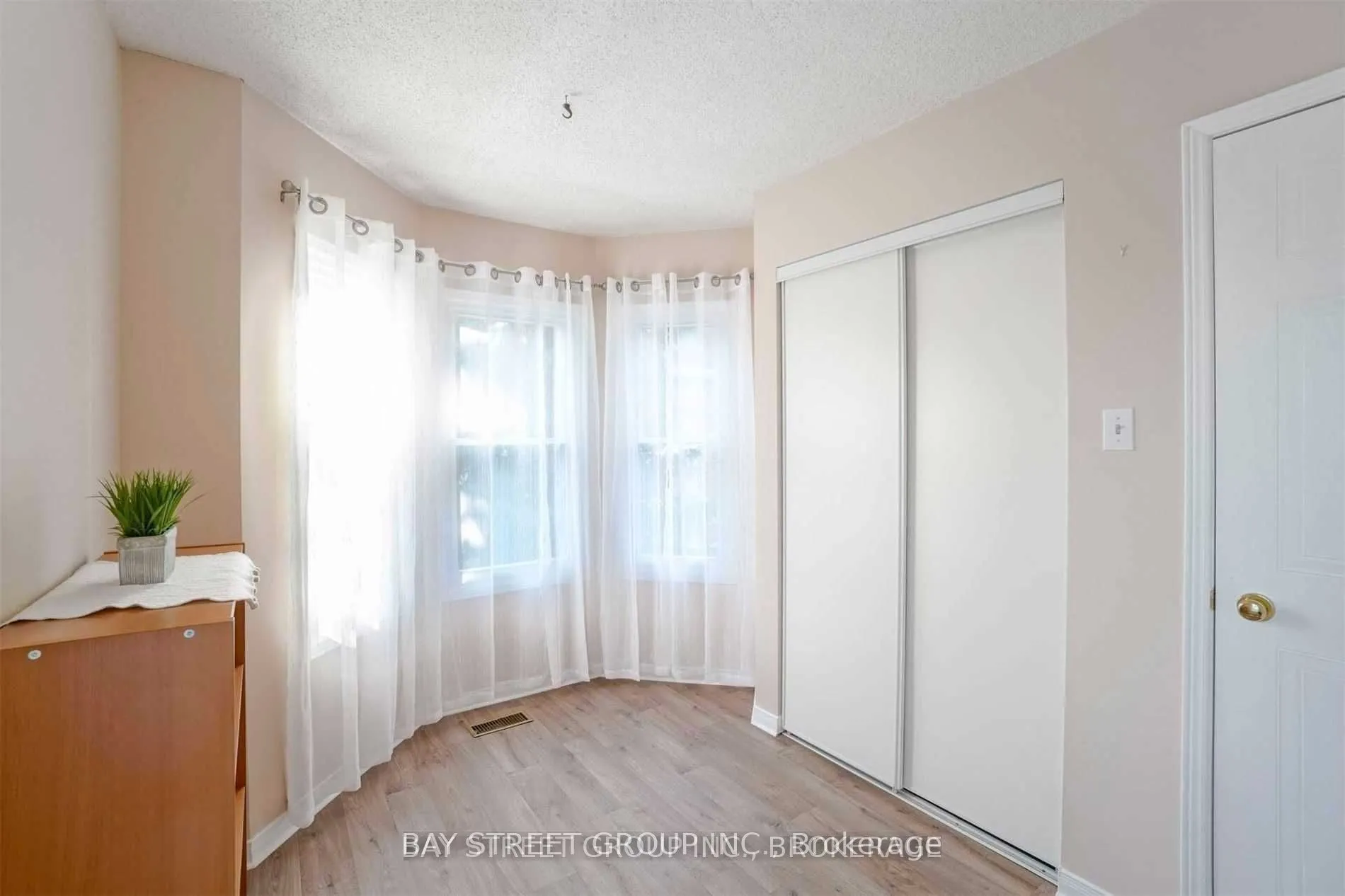 119 D'ambrosio Drive, #43