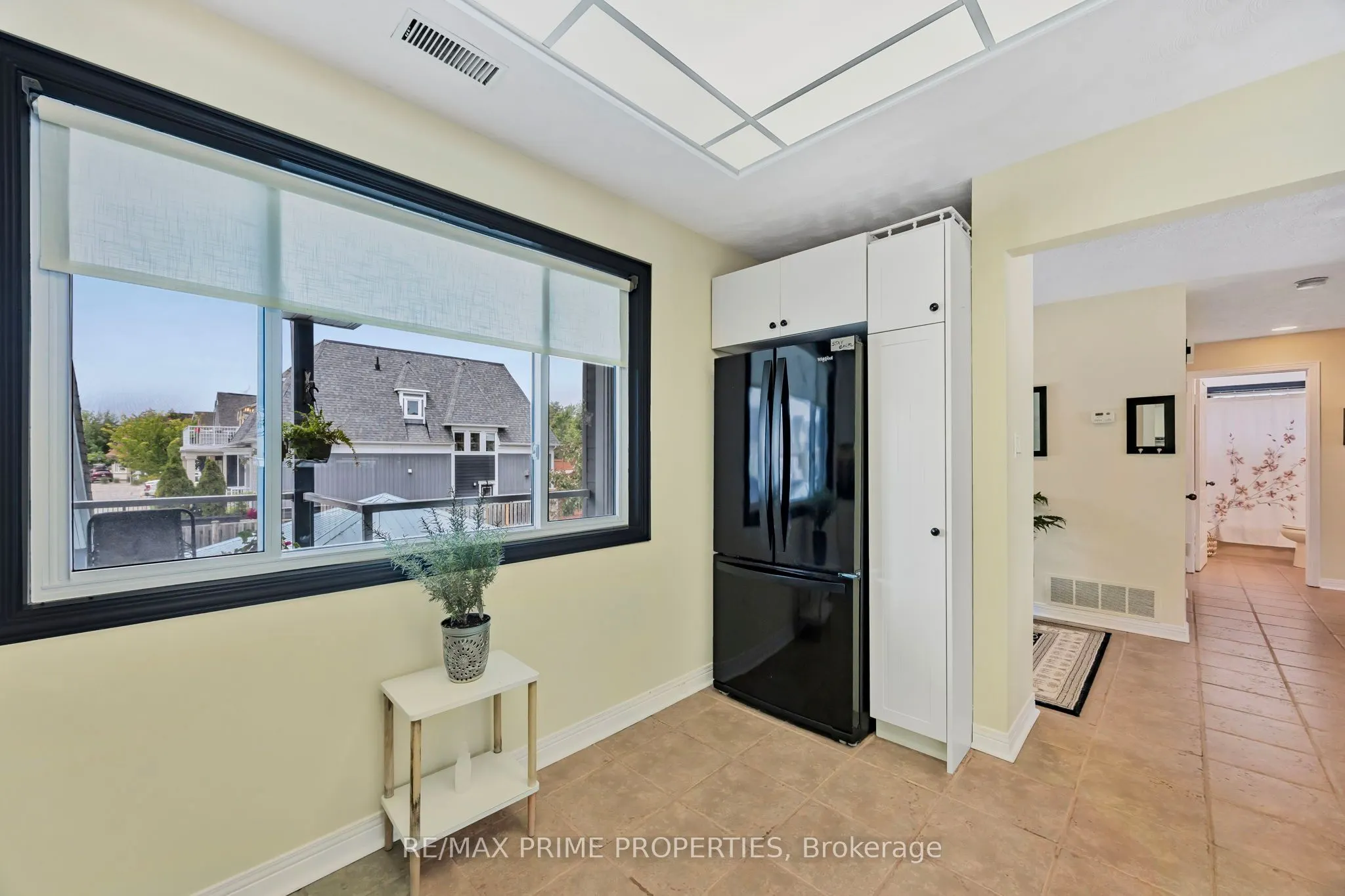 585 Atherley Road, #201