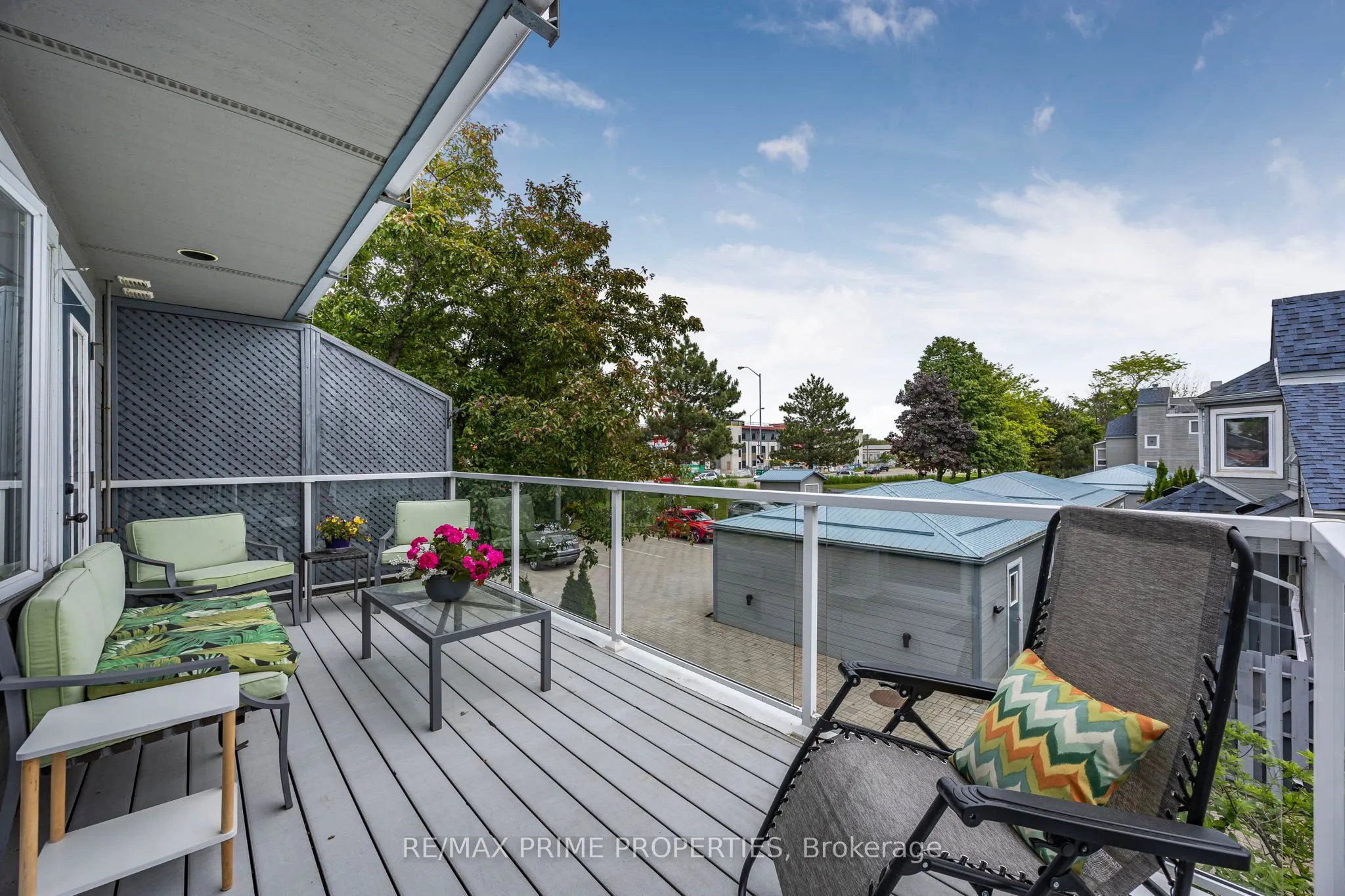 585 Atherley Road, #201