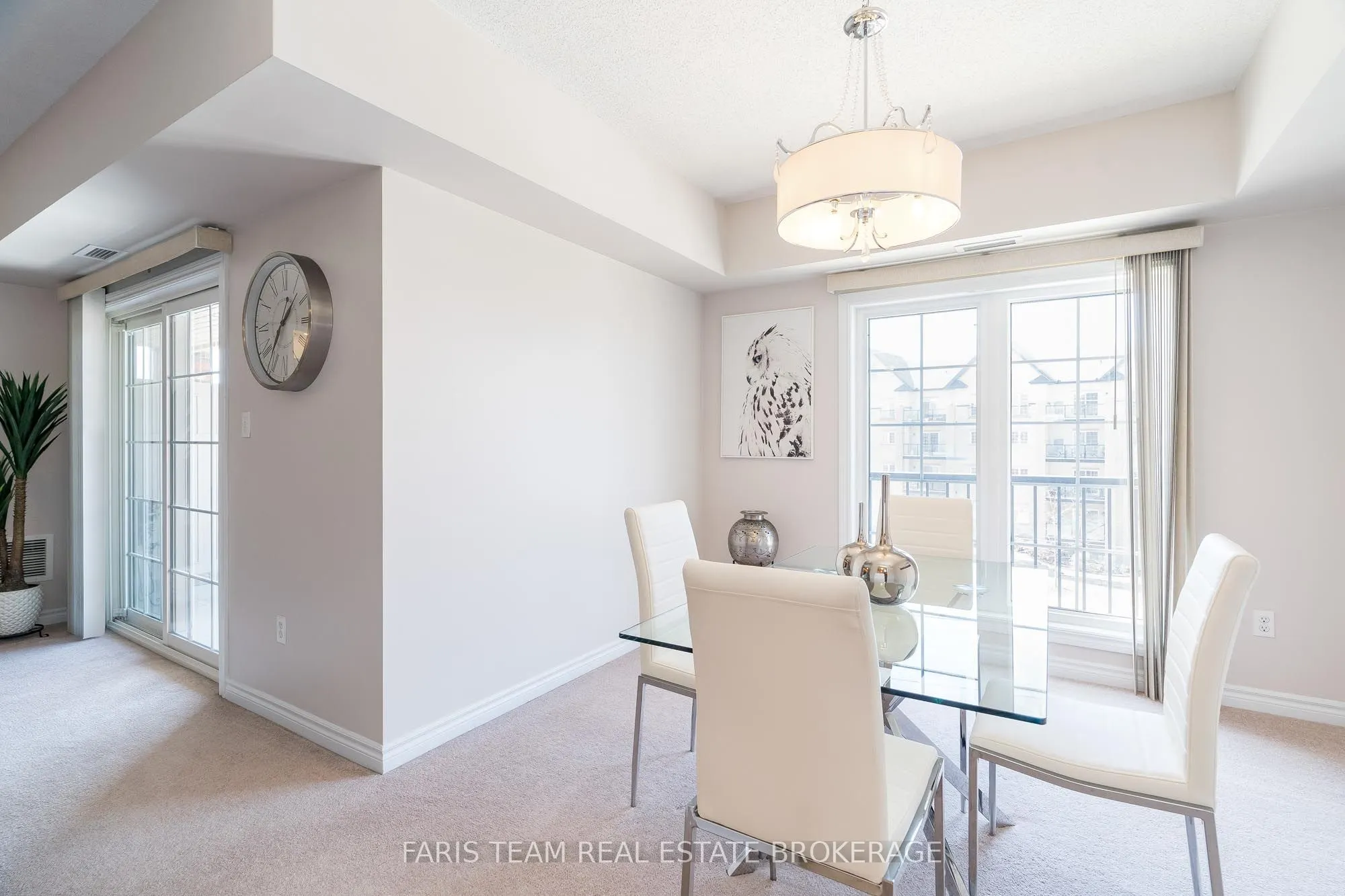 39 Ferndale Drive S, #301