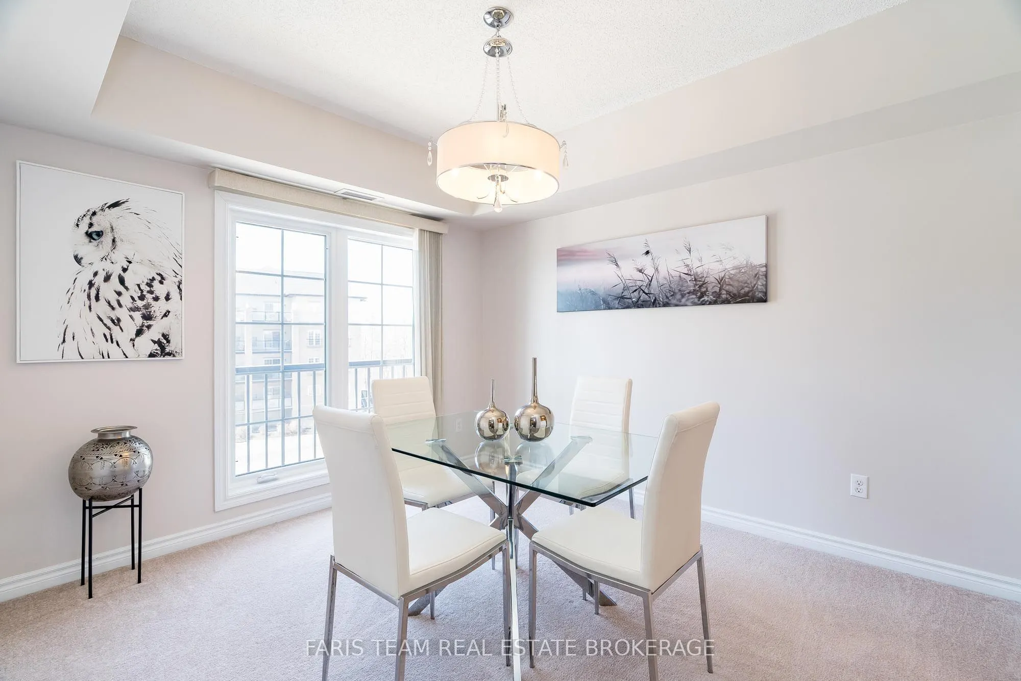 39 Ferndale Drive S, #301