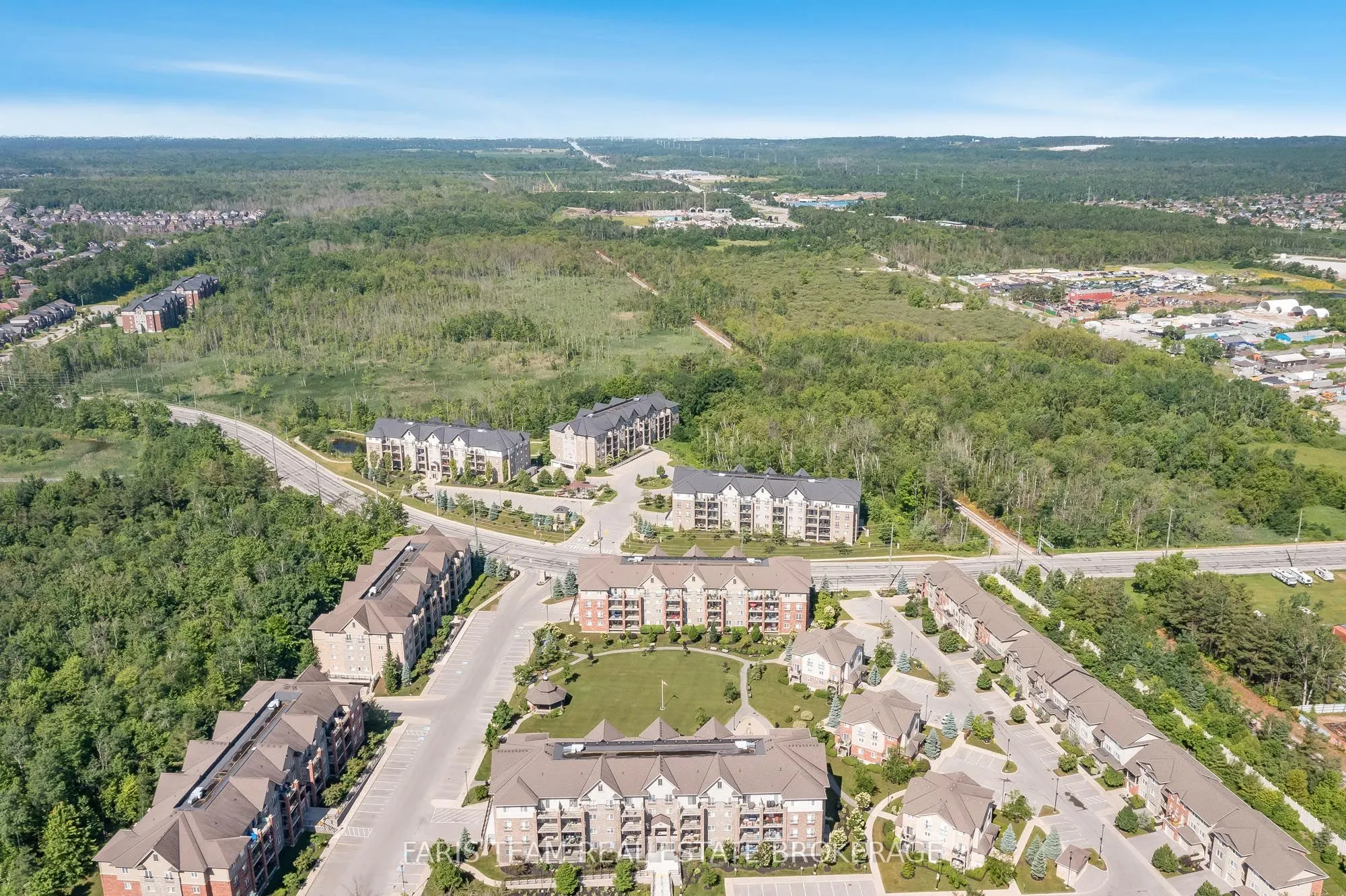 39 Ferndale Drive S, #301