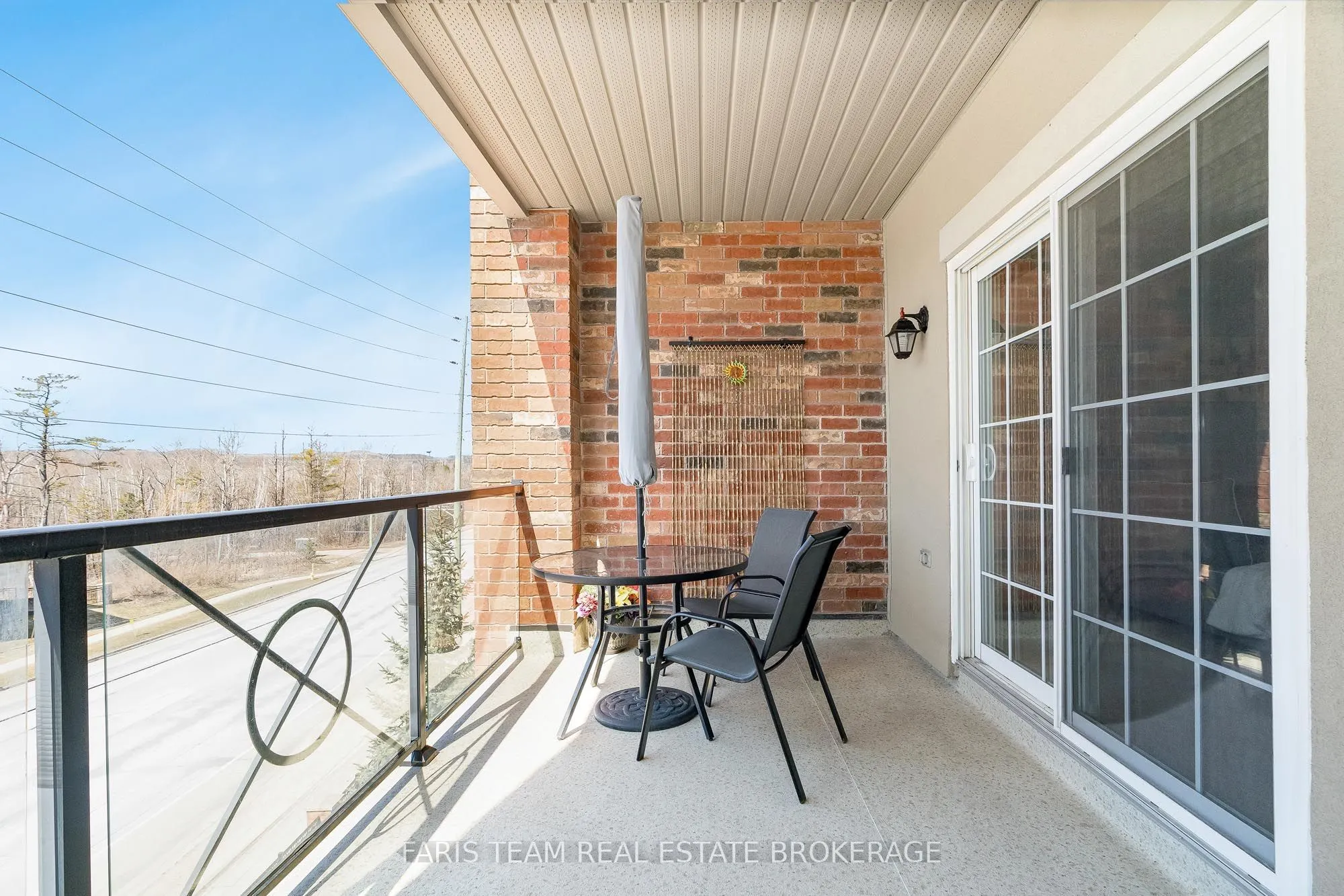 39 Ferndale Drive S, #301