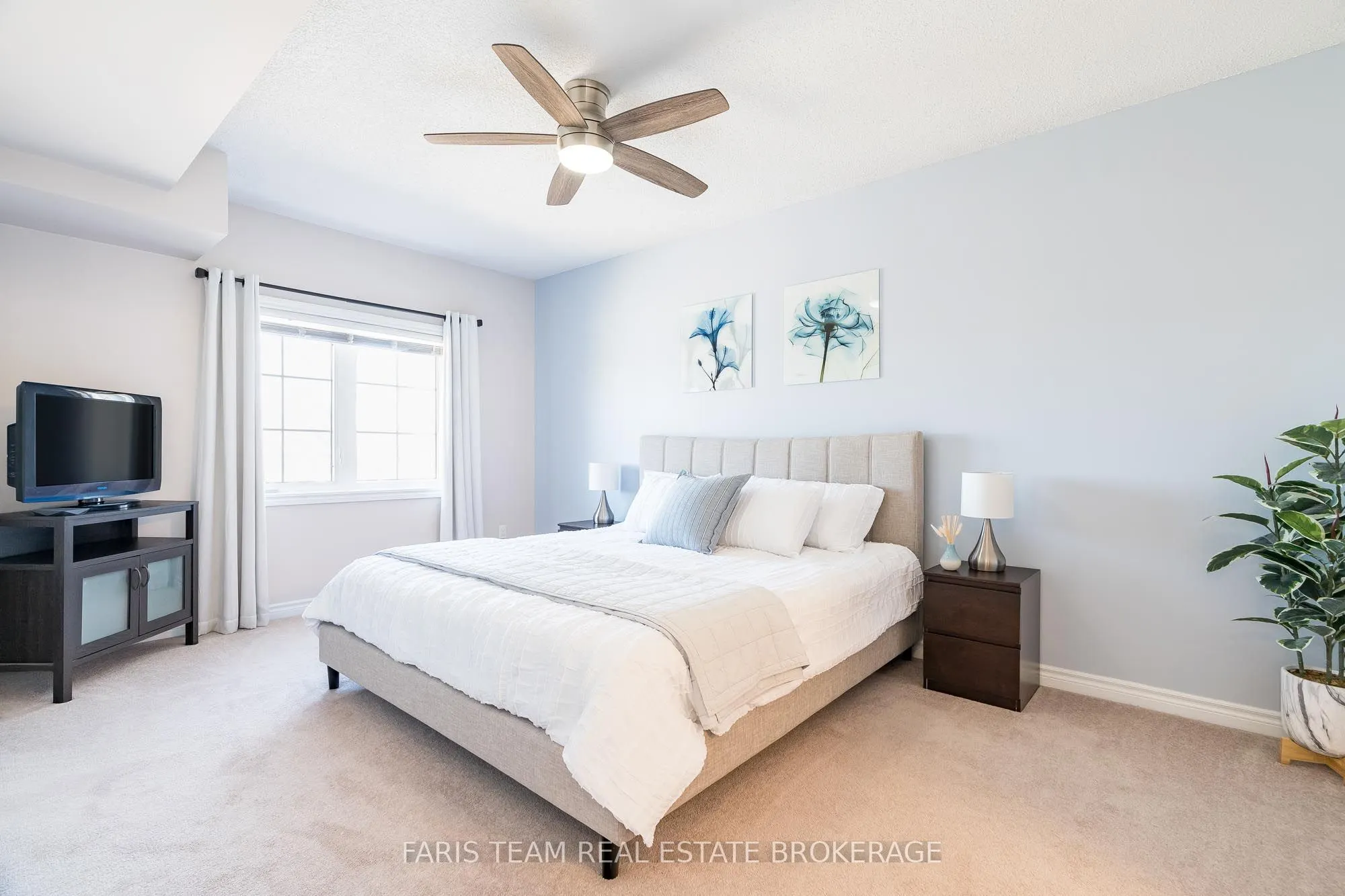 39 Ferndale Drive S, #301