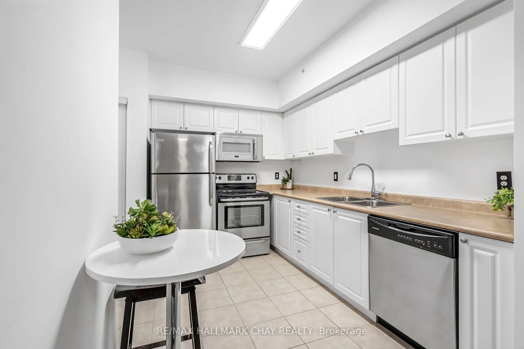 41 Ferndale Drive S, #110