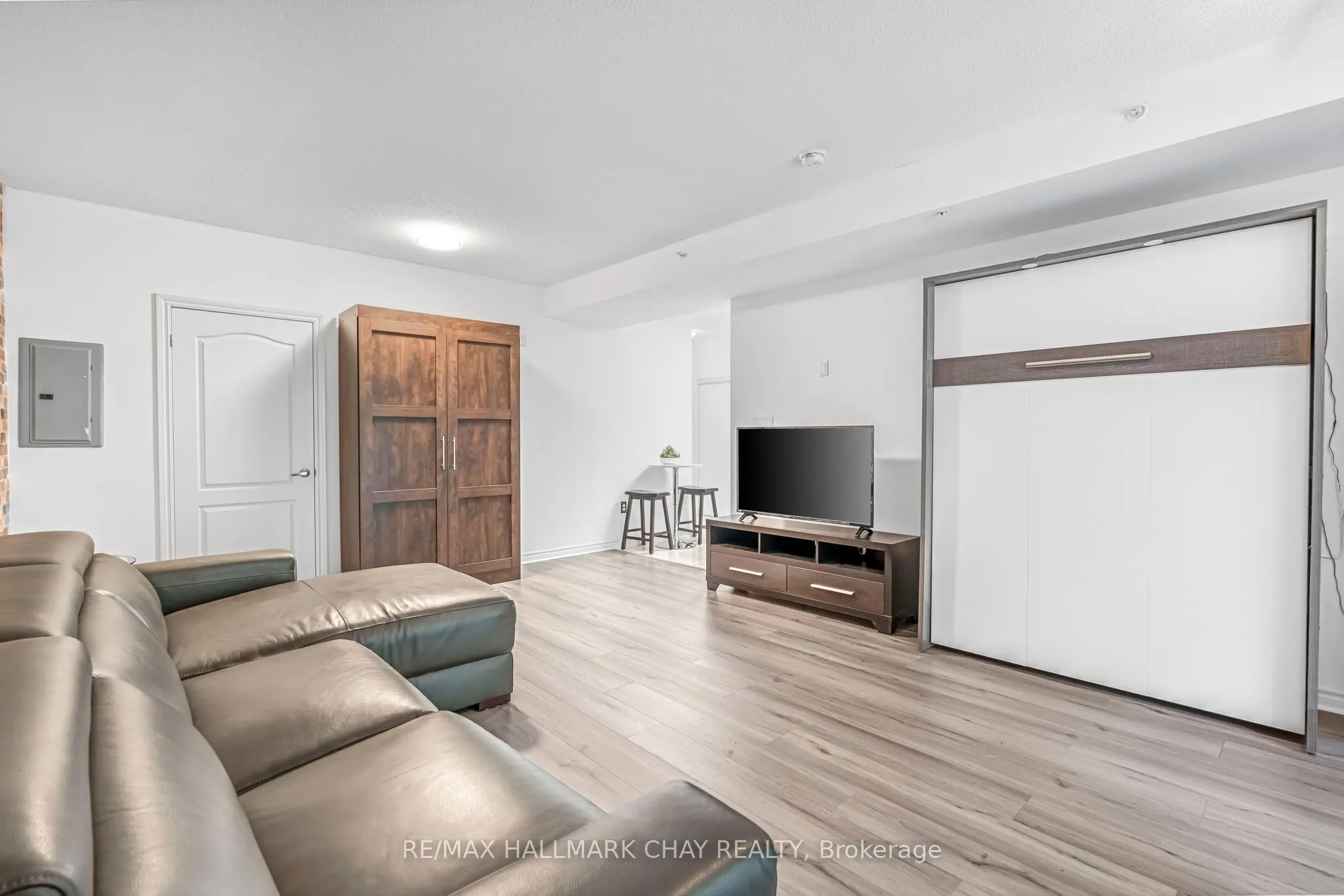 41 Ferndale Drive S, #110