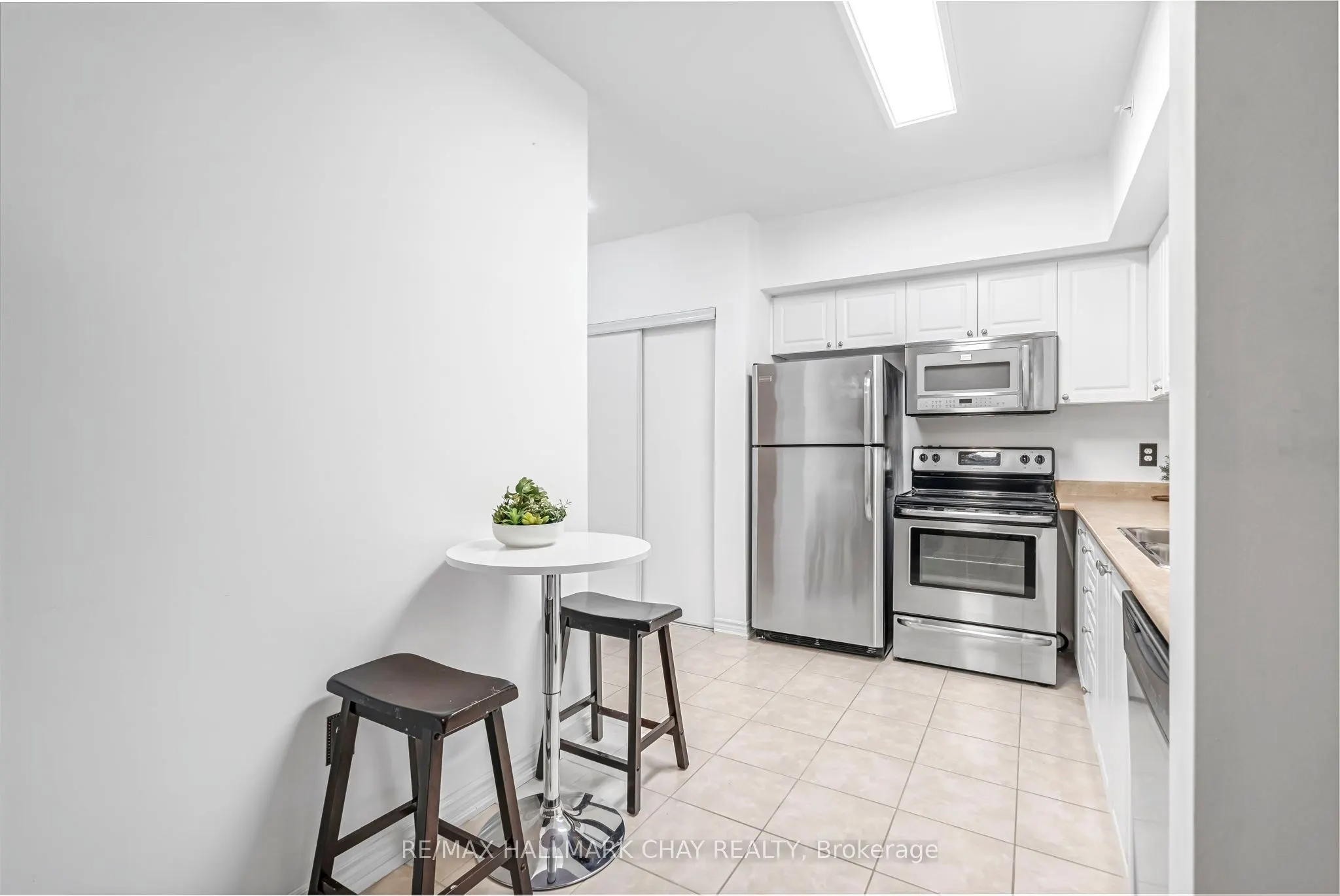 41 Ferndale Drive S, #110