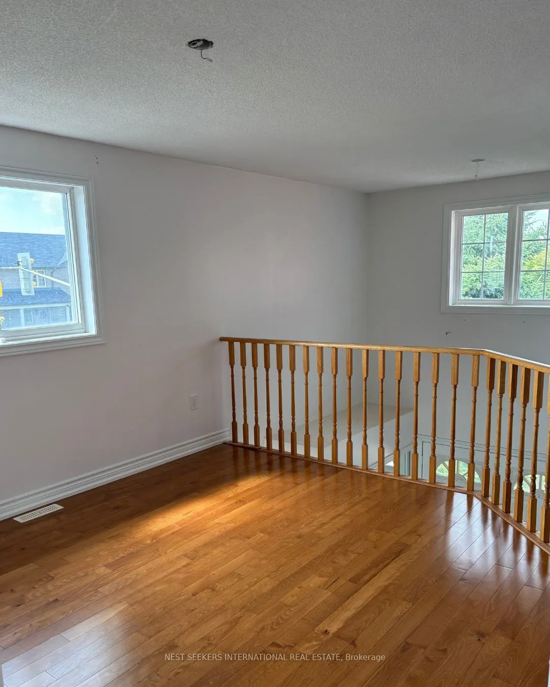 78 Clute Crescent