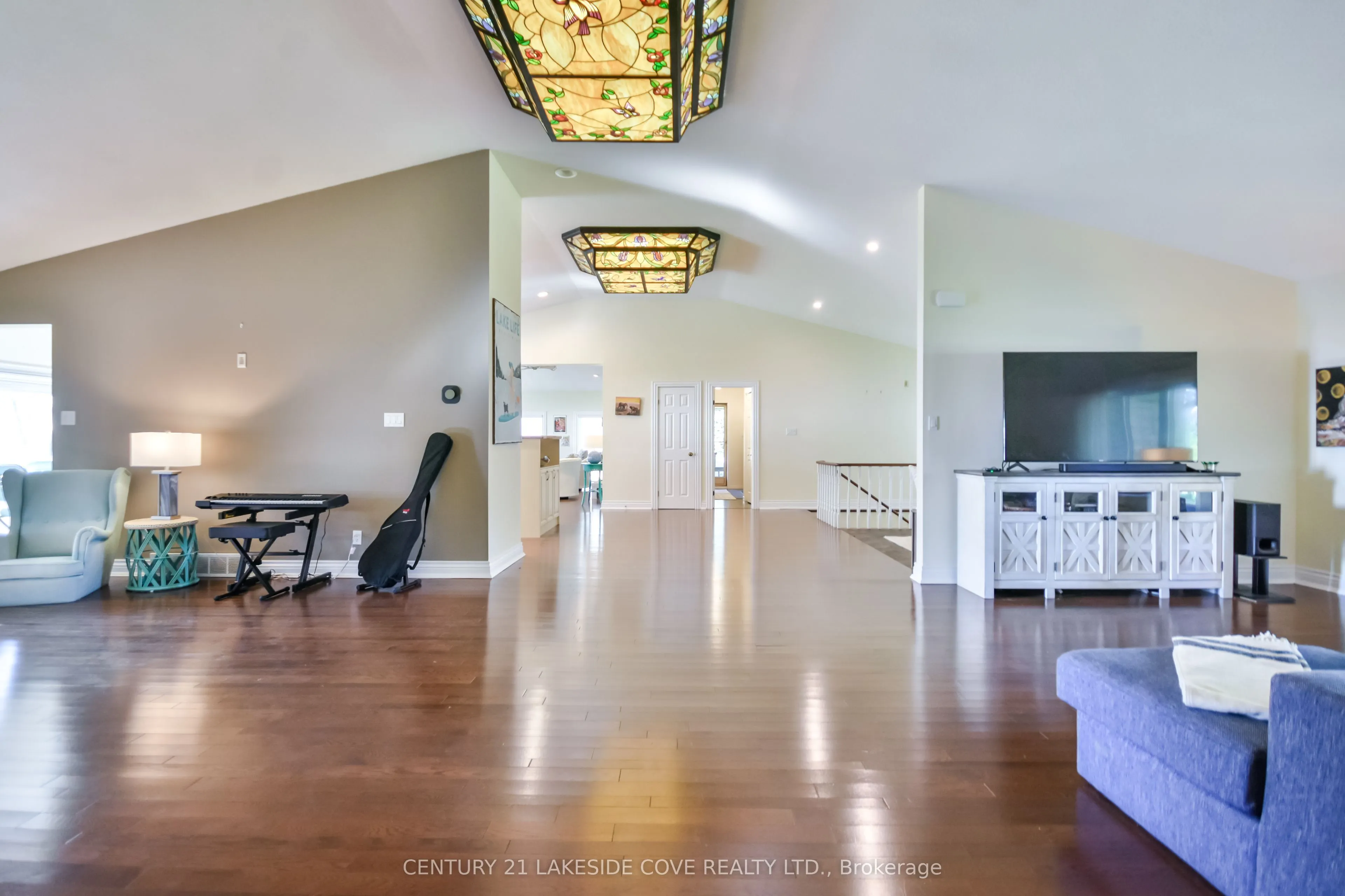96 Bayshore Drive