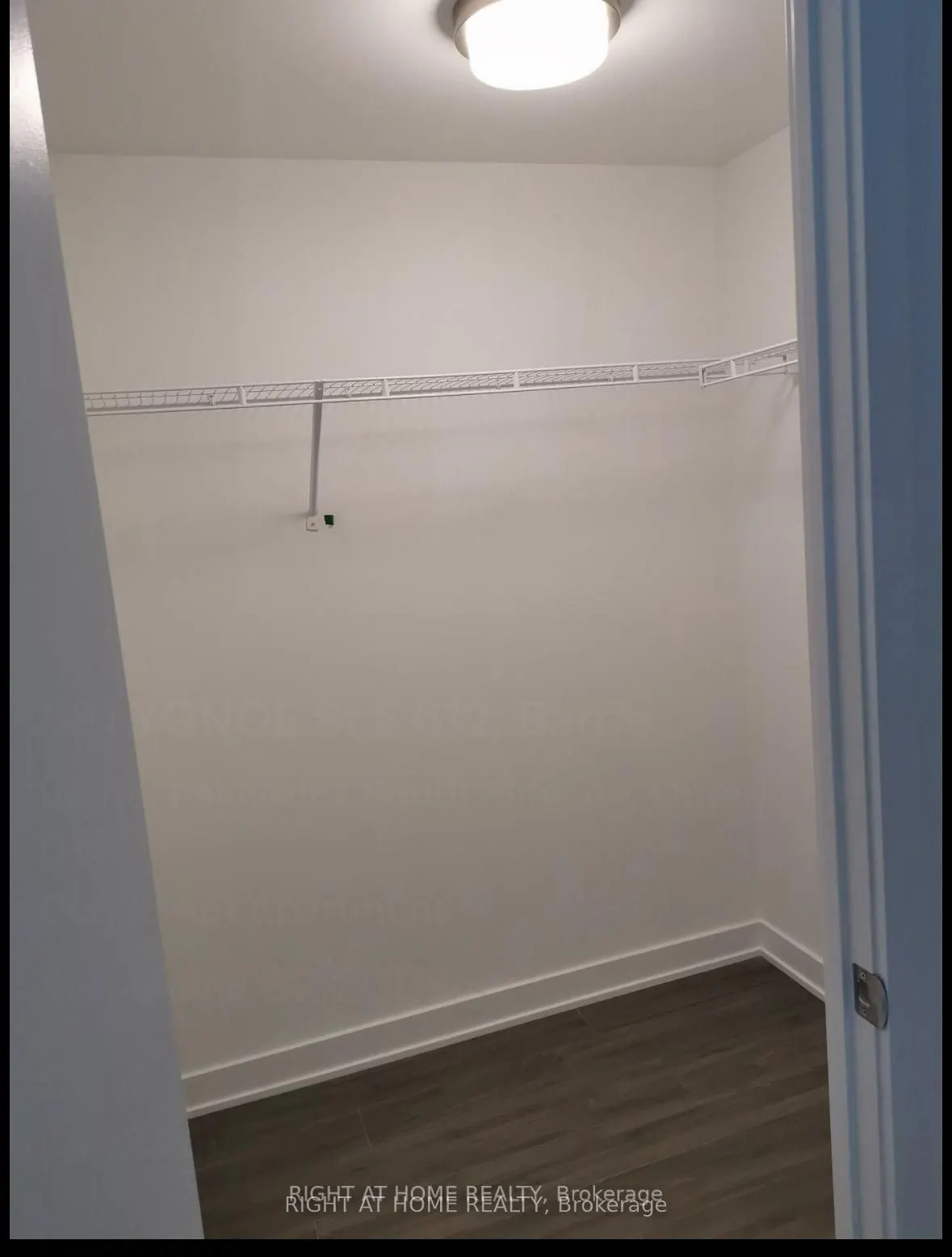 681 YONGE Street E, #612