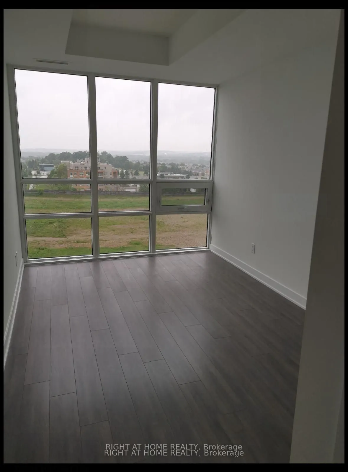 681 YONGE Street E, #612