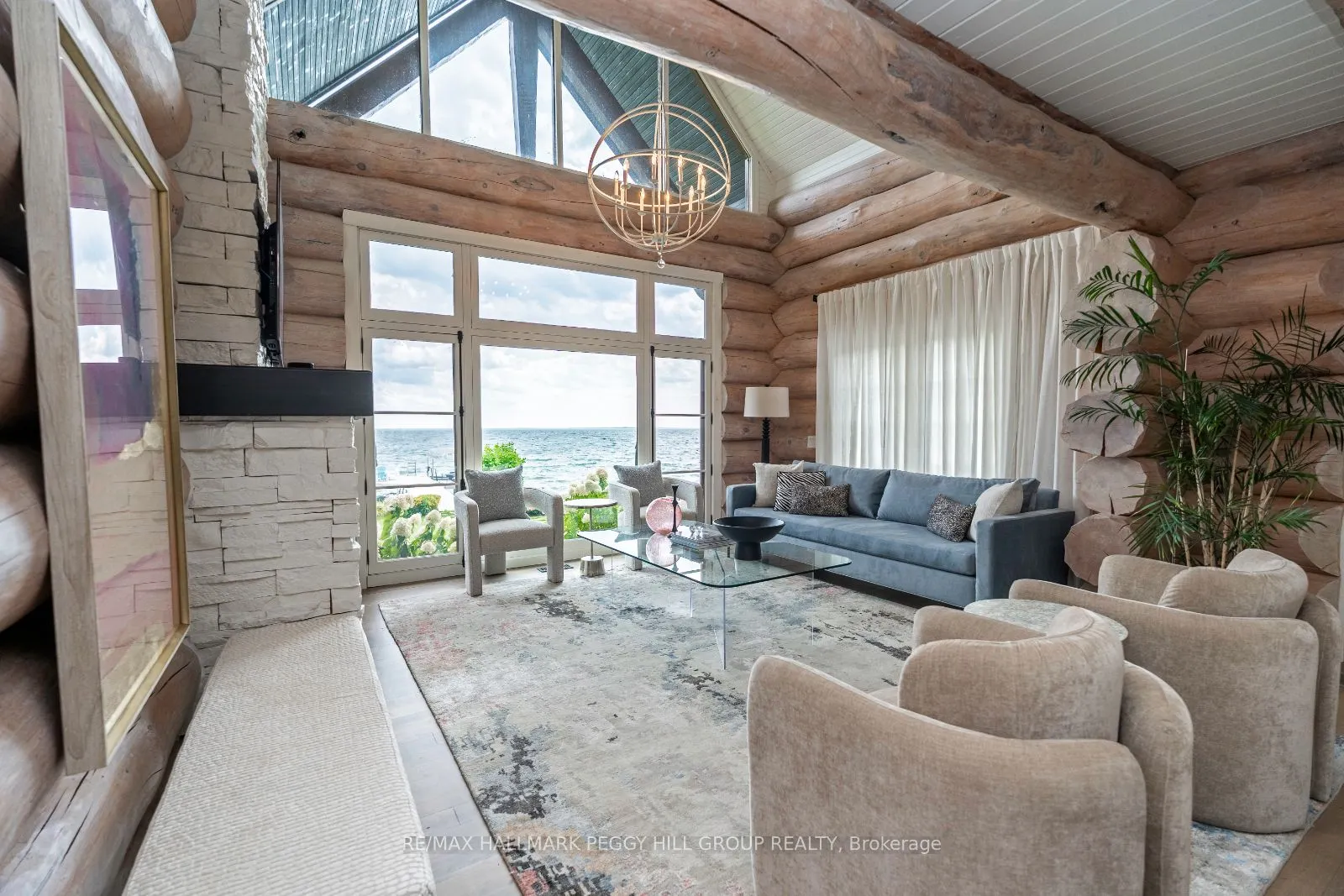 2 Sunnyside Avenue