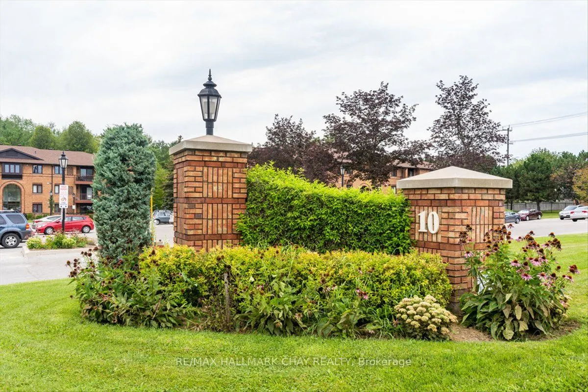 10 Coulter Street, #335