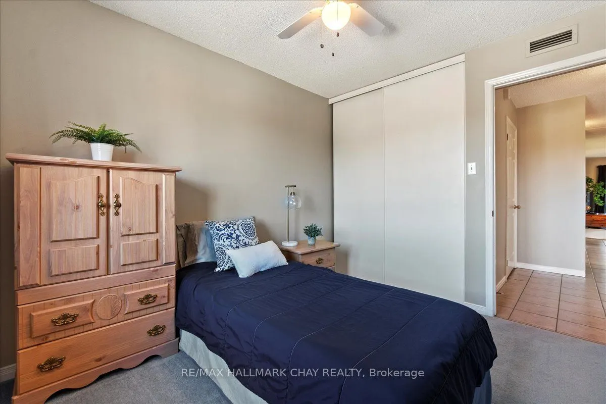 10 Coulter Street, #335