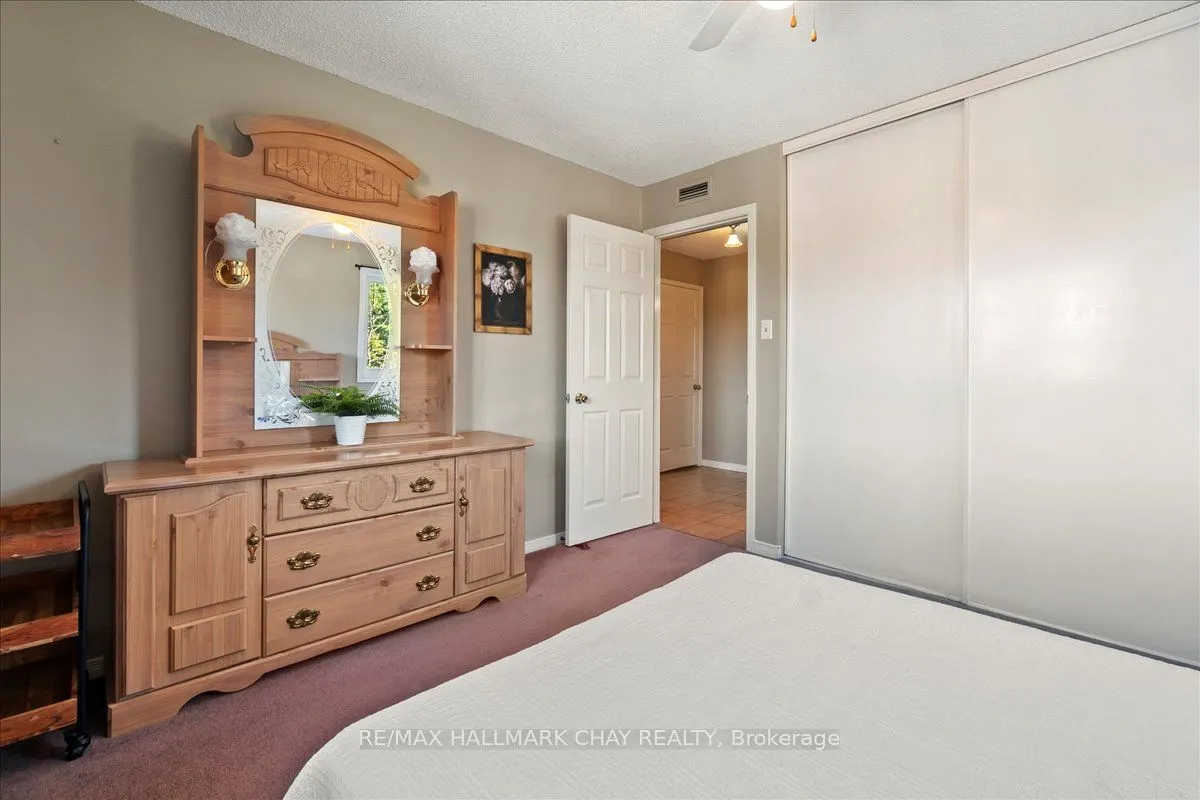 10 Coulter Street, #335