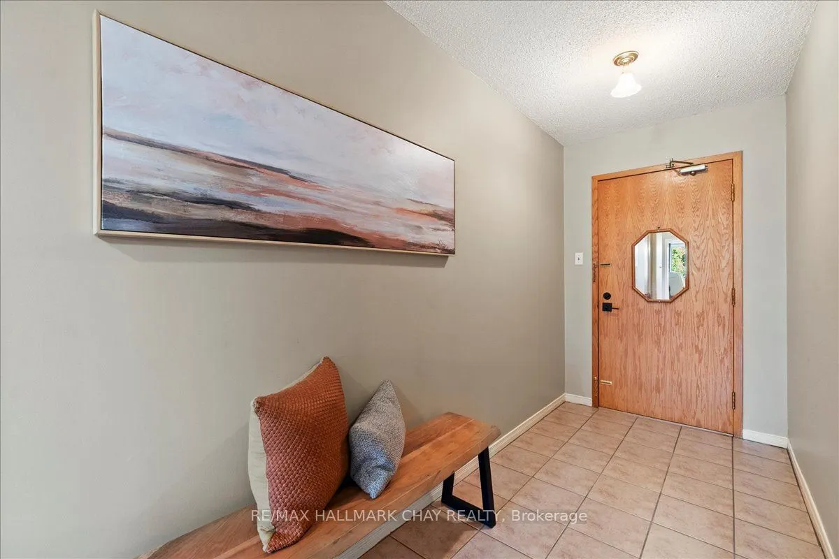 10 Coulter Street, #335