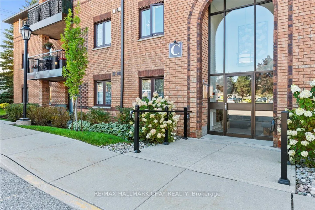 10 Coulter Street, #335