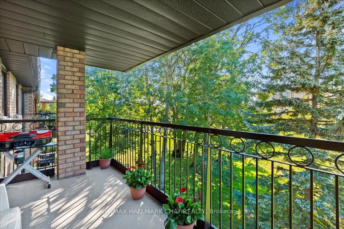 10 Coulter Street, #335