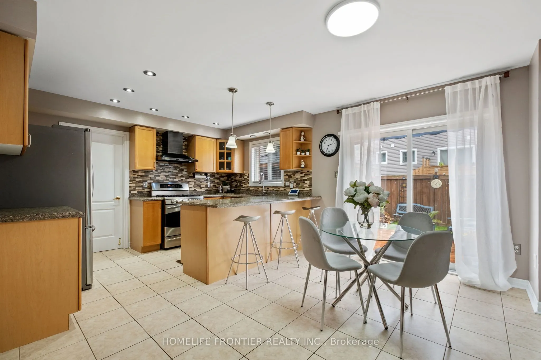 11 Maple Crown Terrace