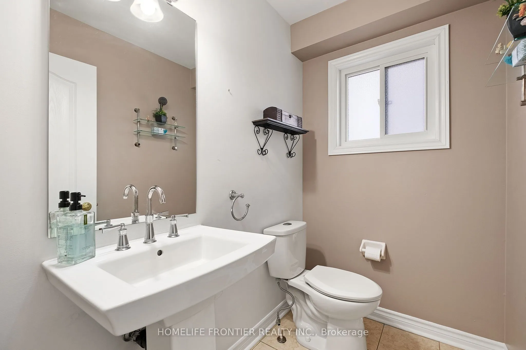 11 Maple Crown Terrace