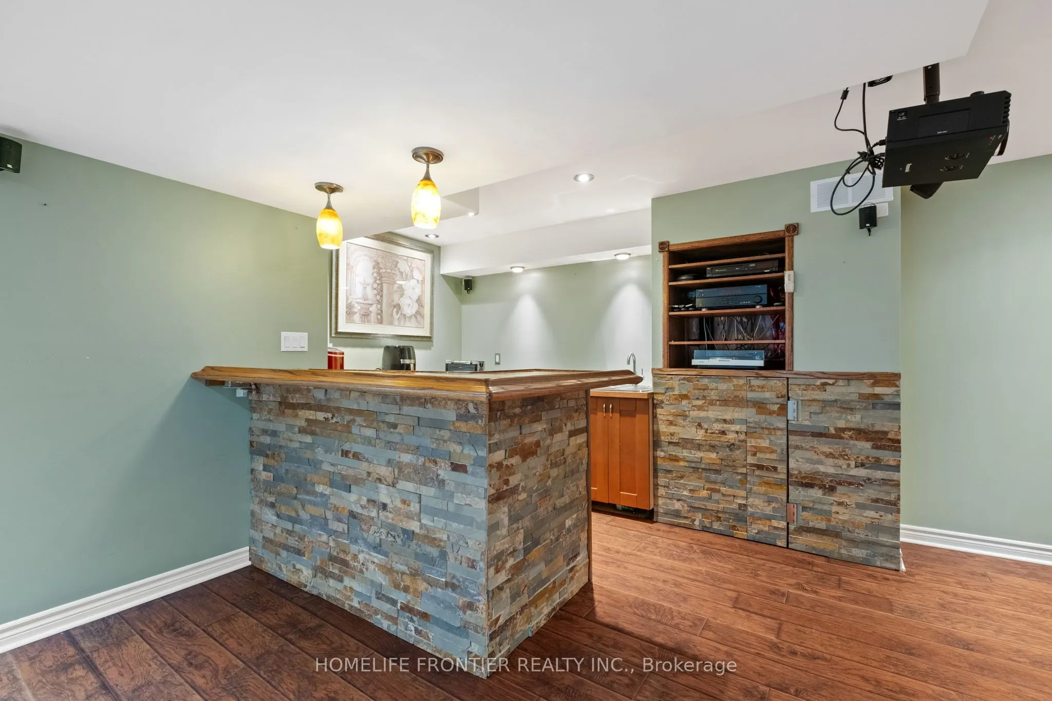 11 Maple Crown Terrace