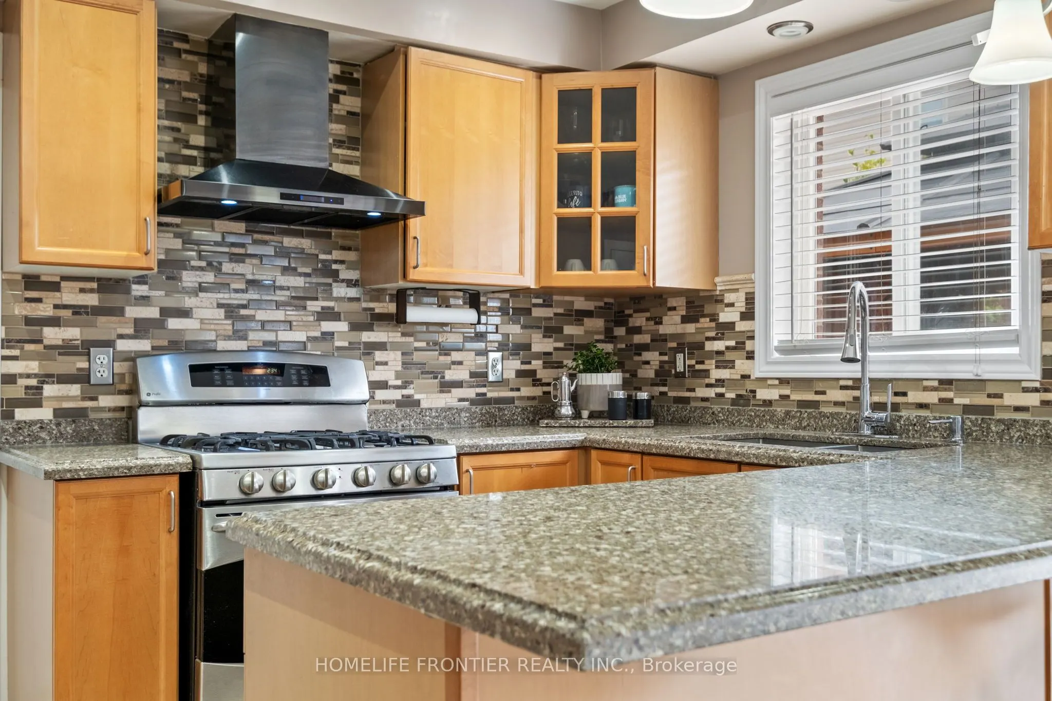 11 Maple Crown Terrace