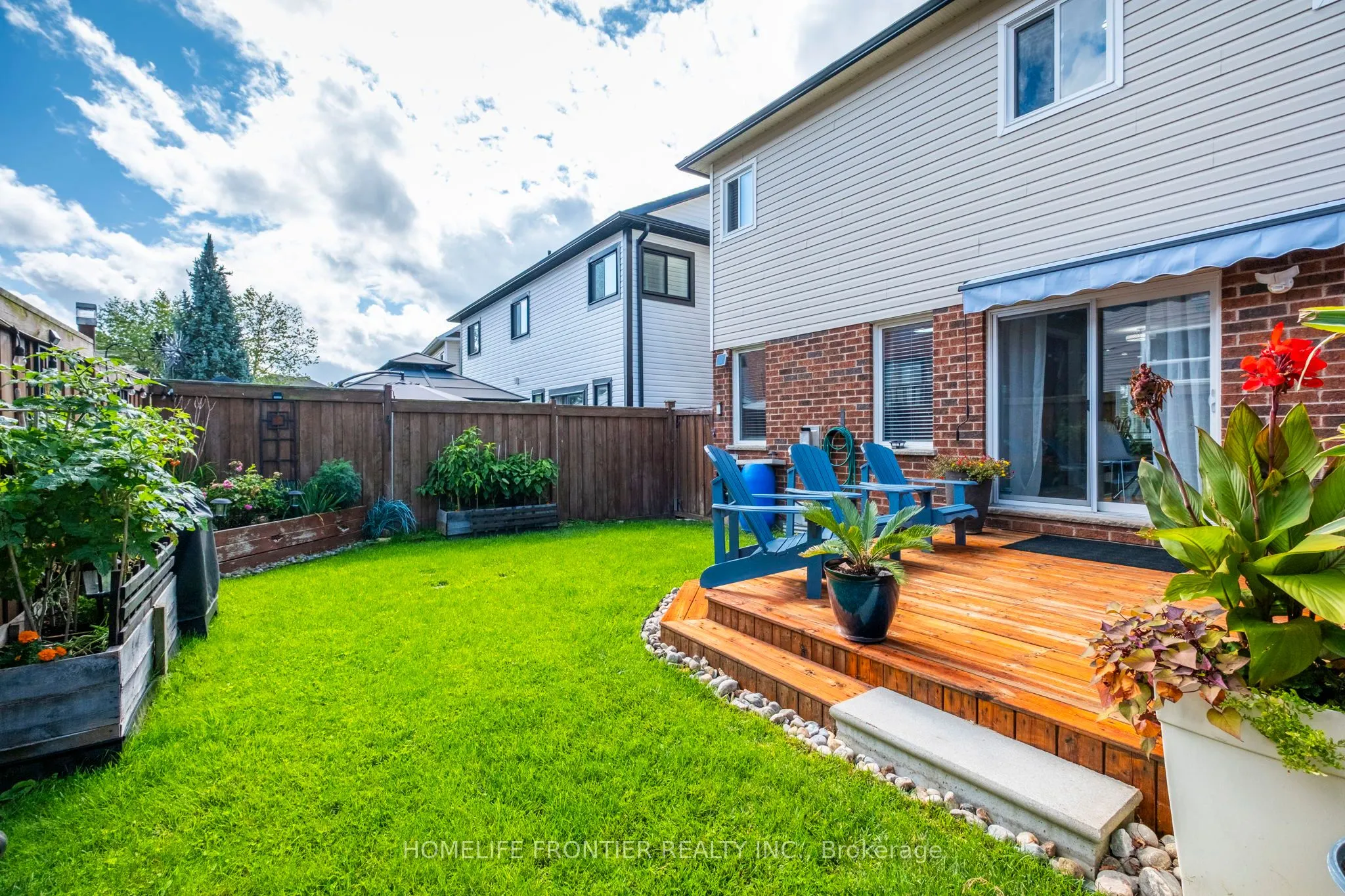 11 Maple Crown Terrace