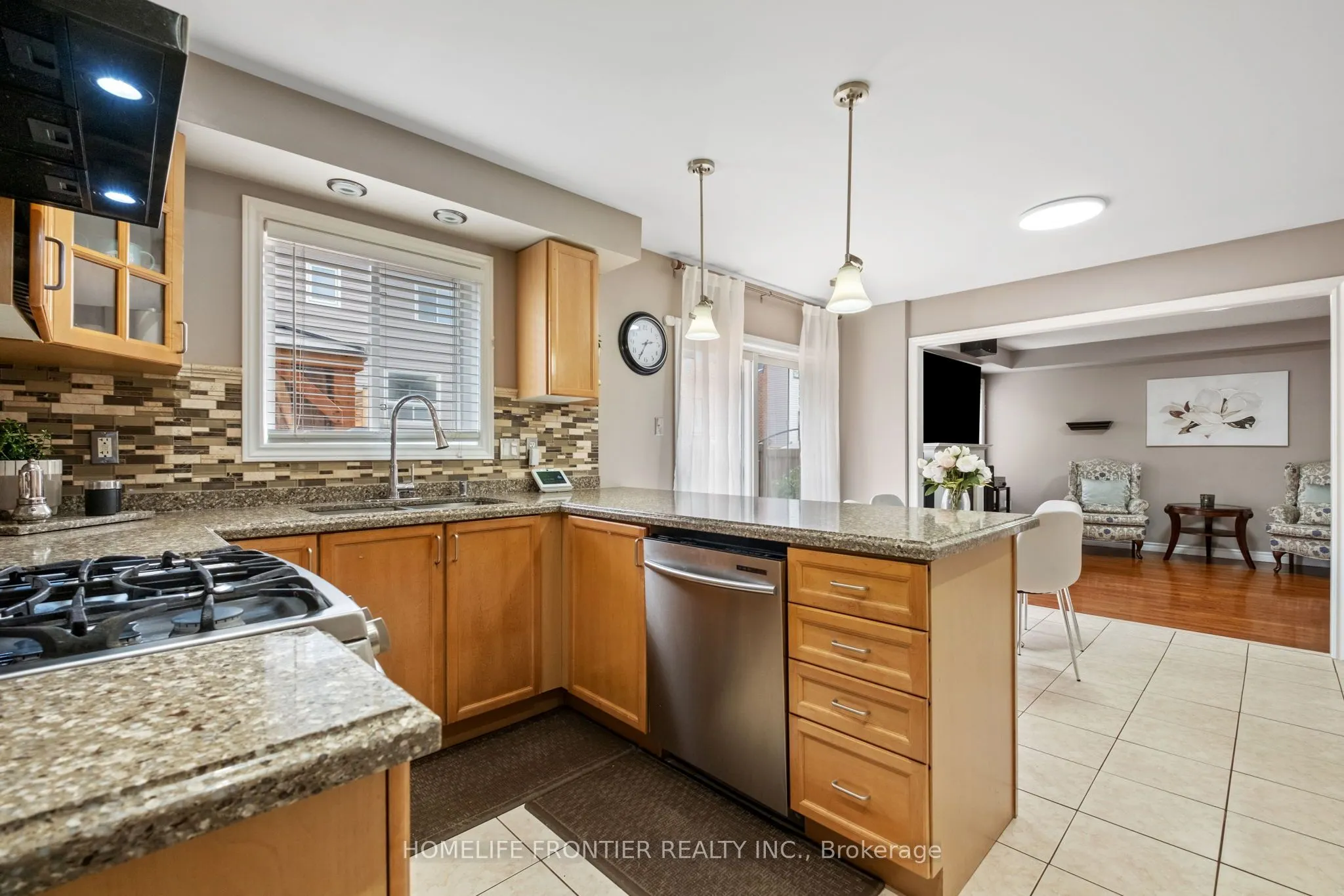 11 Maple Crown Terrace