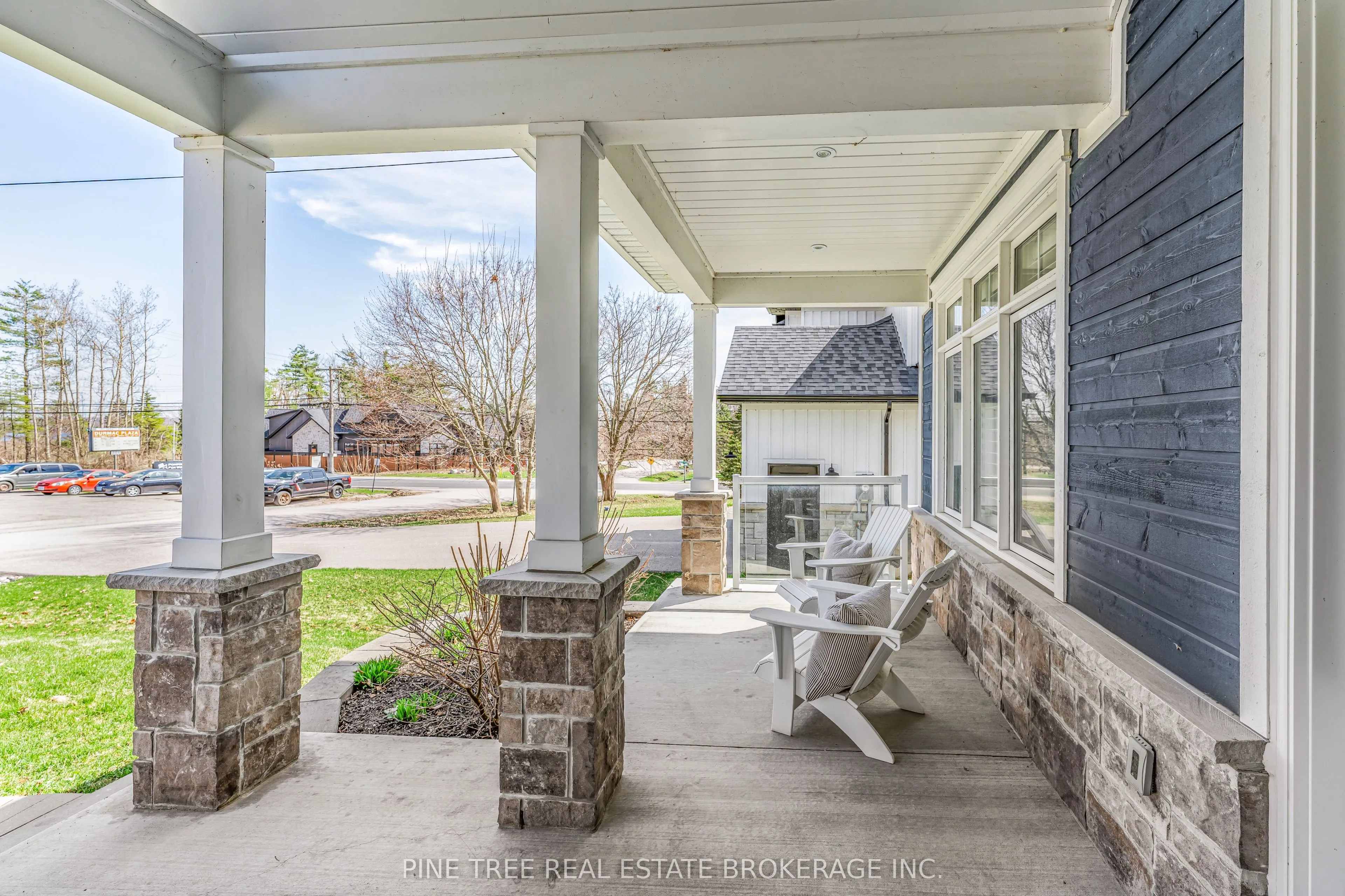 6 Colborne Street